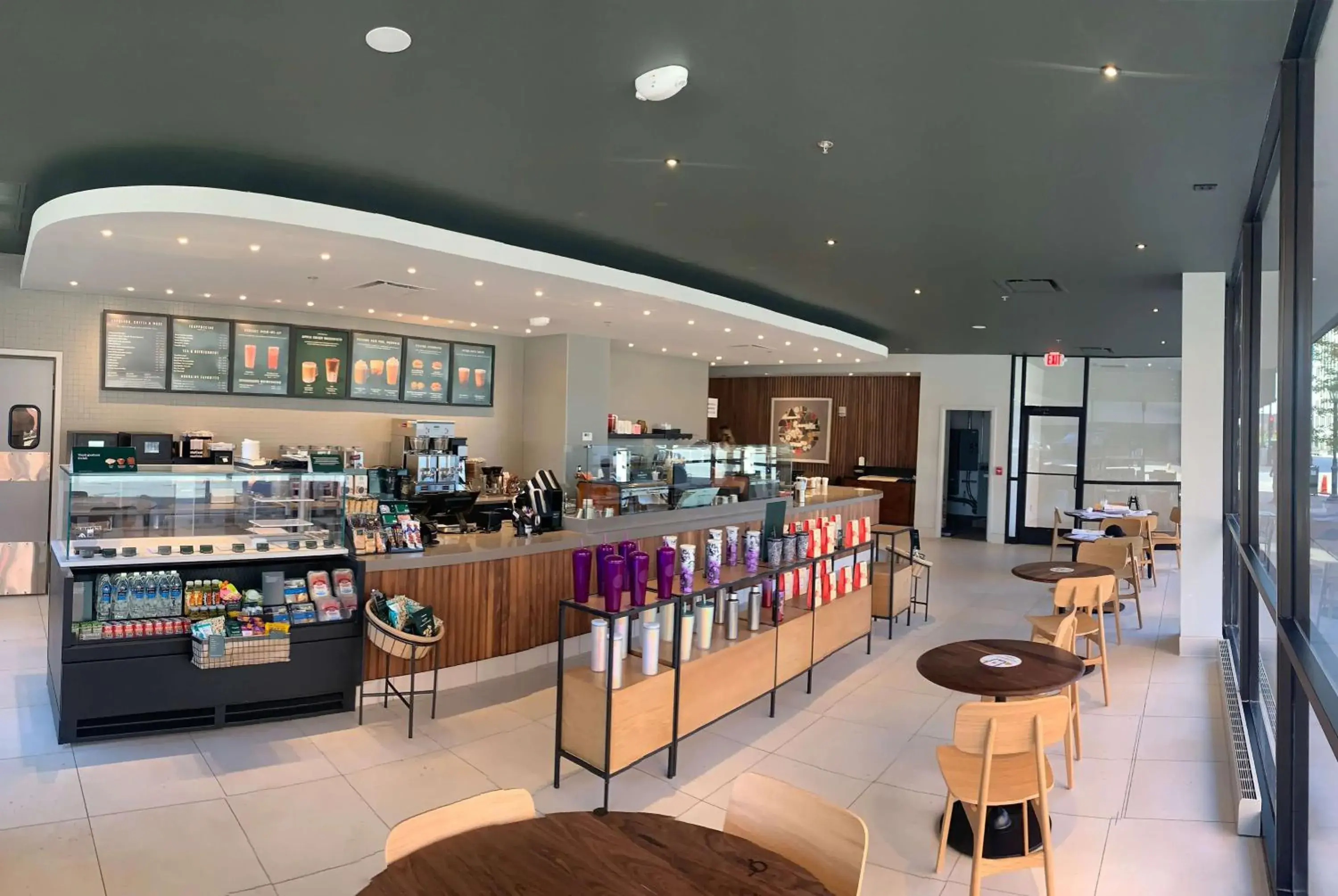 Swimming pool in Wyndham Springfield City Centre Swimming pool in Wyndham Springfield City Centre