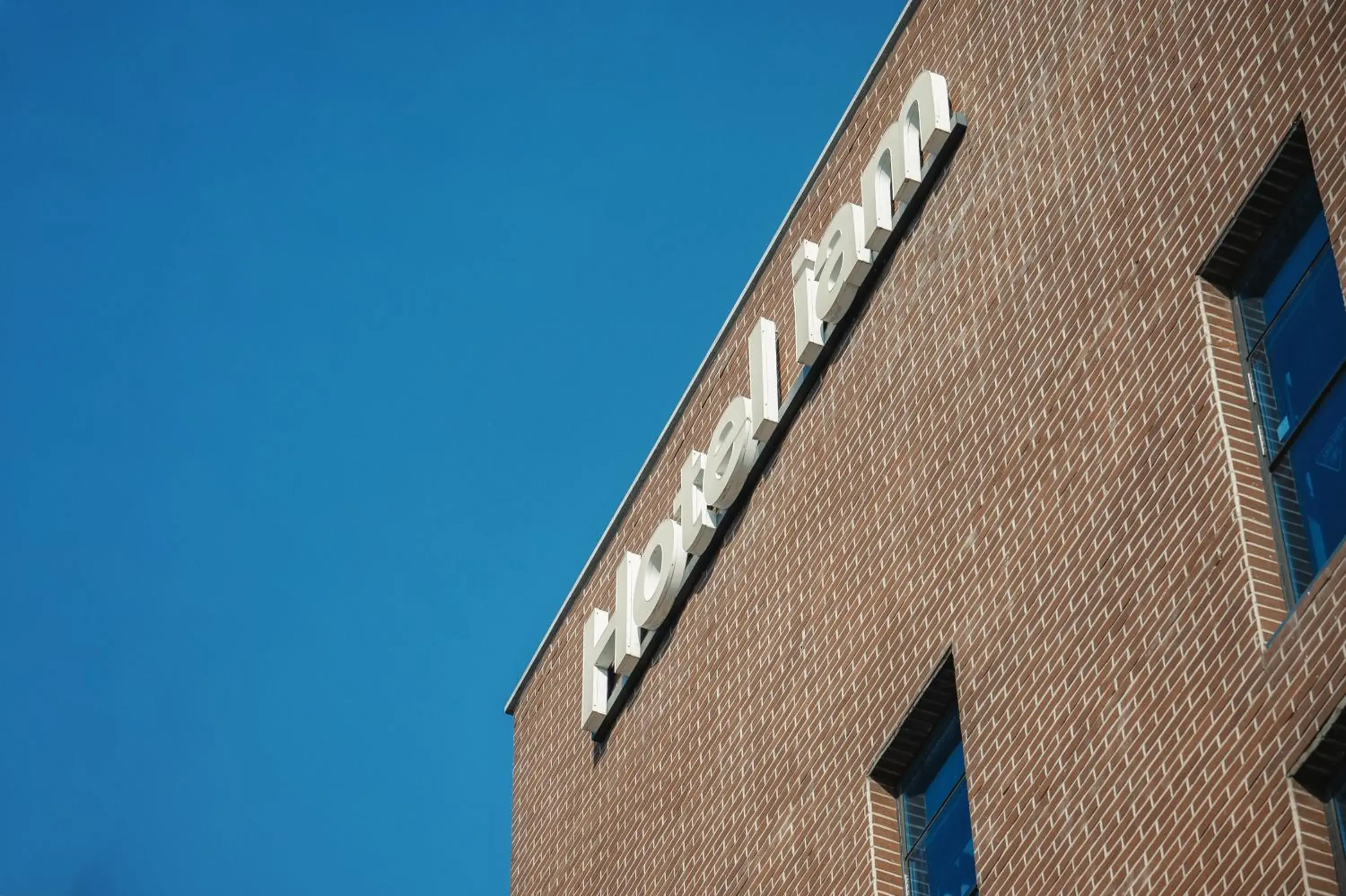 Property building in Hotel Iam Property building in Hotel Iam