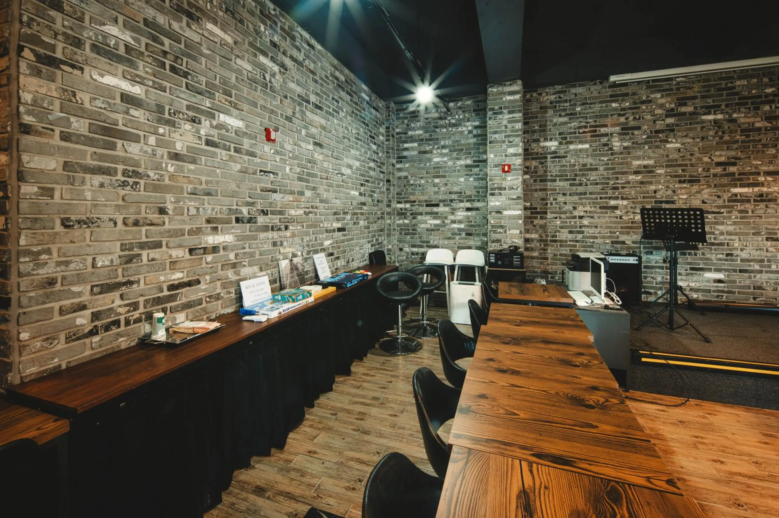 Seating area in Hotel Iam