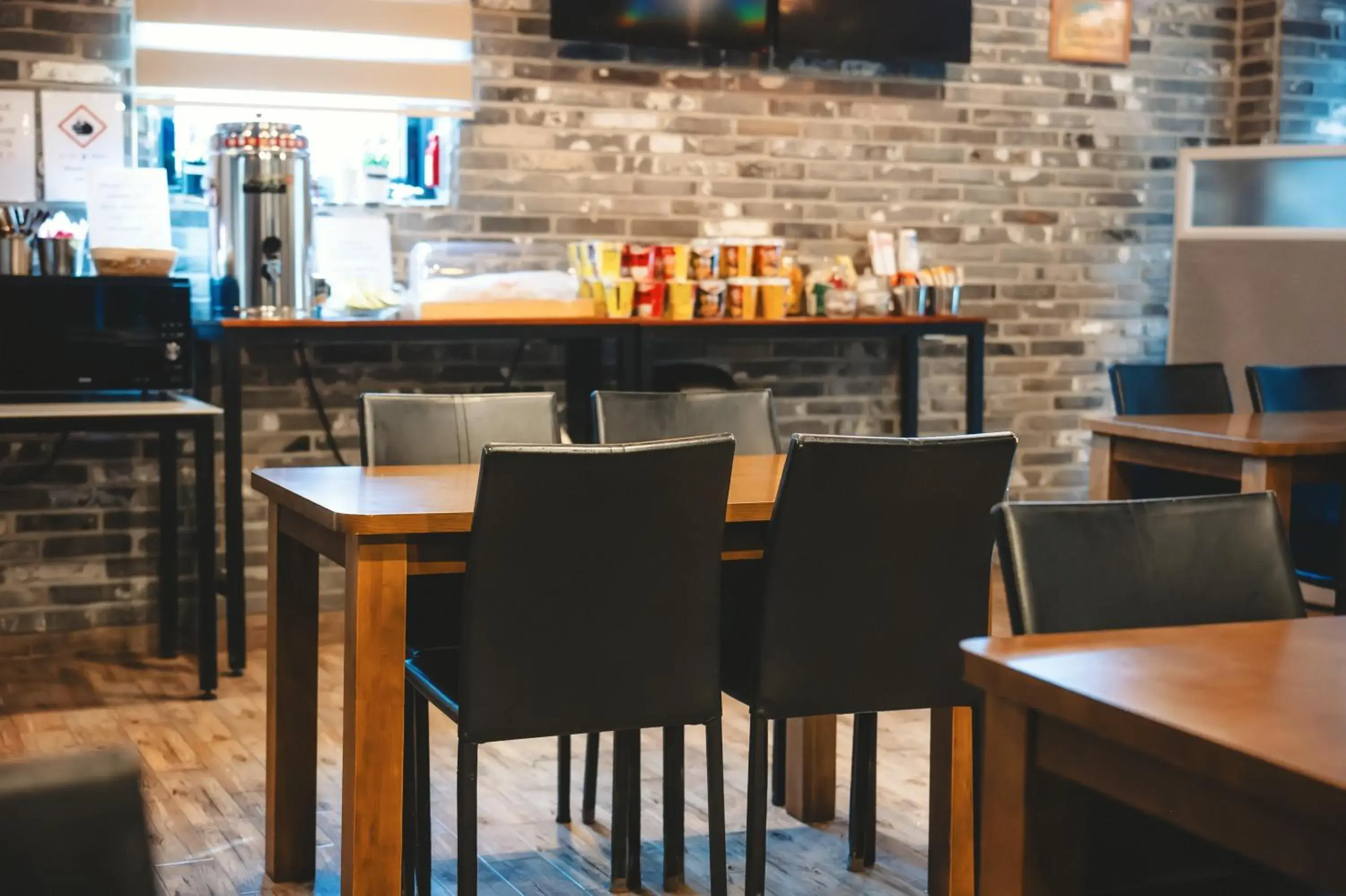 Restaurant/places to eat in Hotel Iam Restaurant/places to eat in Hotel Iam