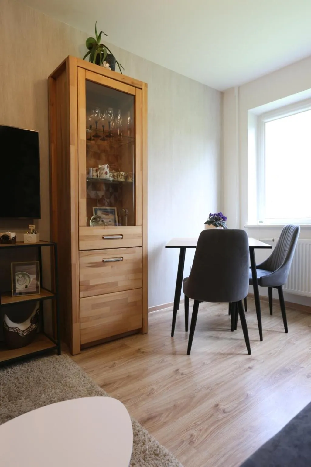 Living room in Modern 2 Rooms Apartment
