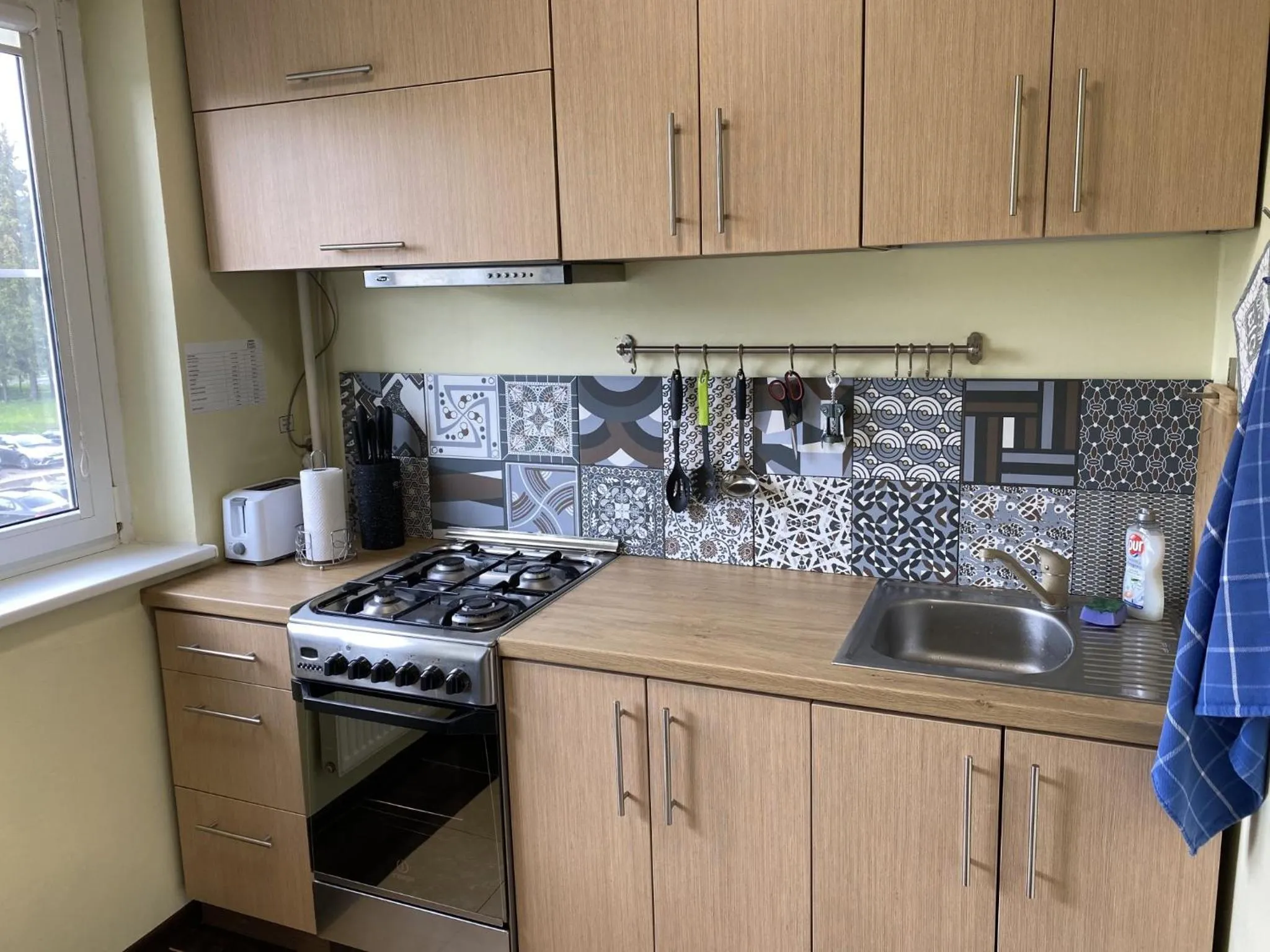 Kitchen or kitchenette in Modern 2 Rooms Apartment