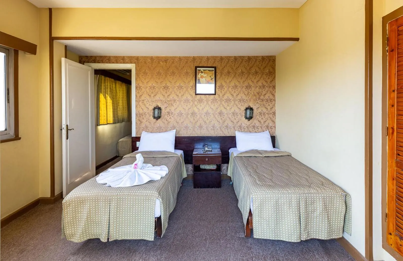 Bed in St George Hotel Cairo