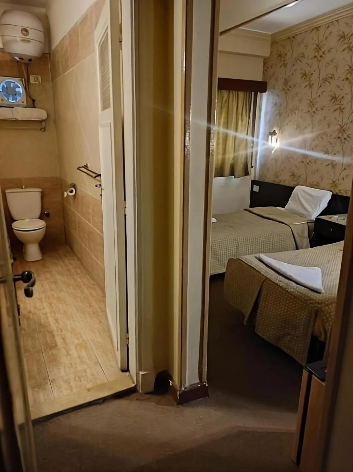 Bedroom, Bed in St George Hotel Cairo