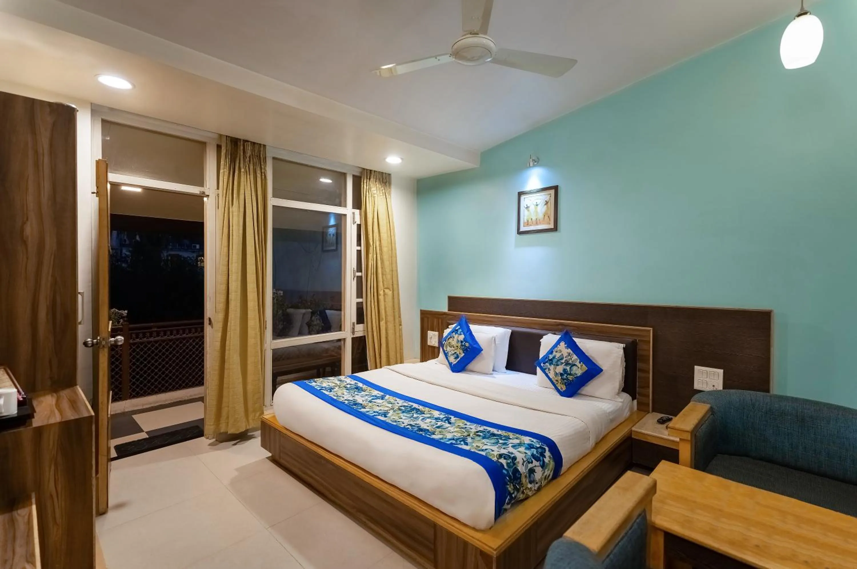 Bedroom in Hotel Silver Oak