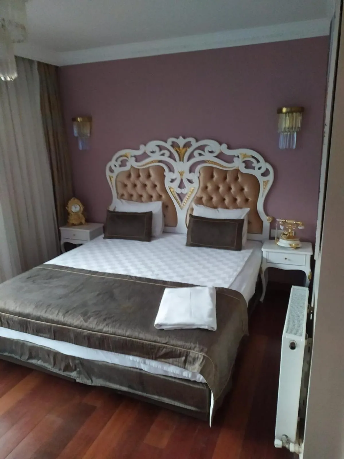 Bed in Gulhane Garden Hotel