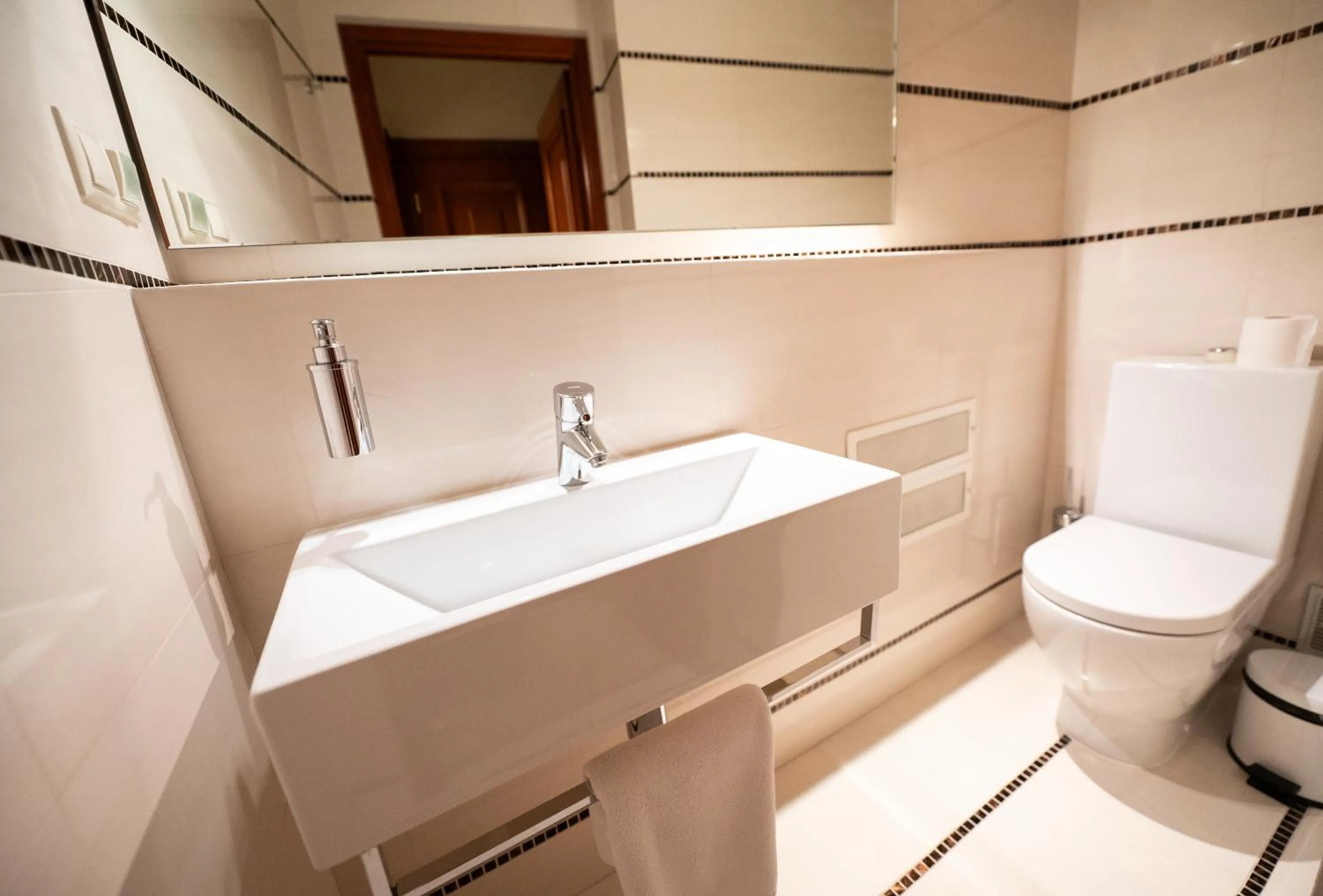 Toilet in Citadel Inn Gastro Boutique Hotel - Готель Цитадель Львів