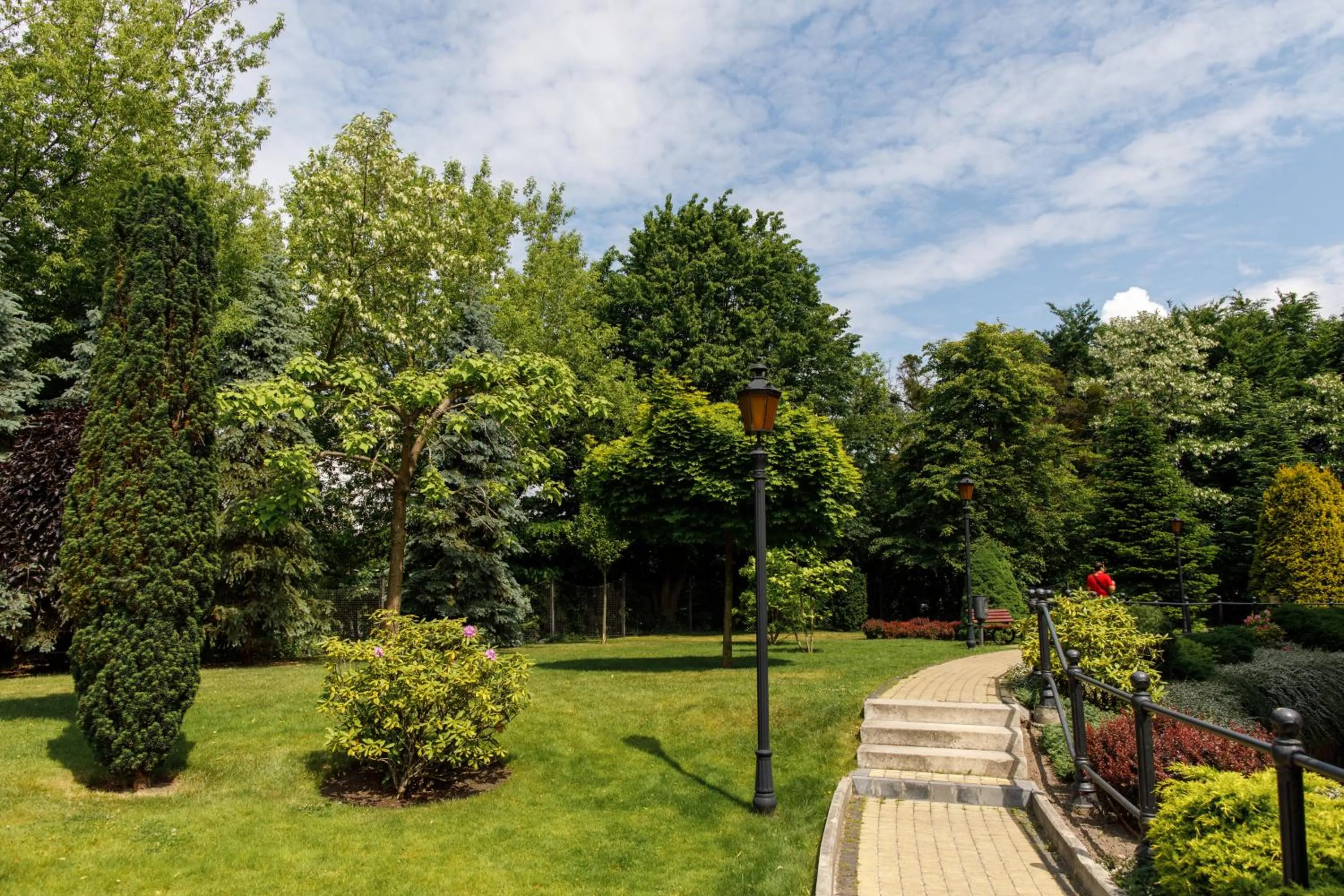Garden in Citadel Inn Gastro Boutique Hotel - Готель Цитадель Львів