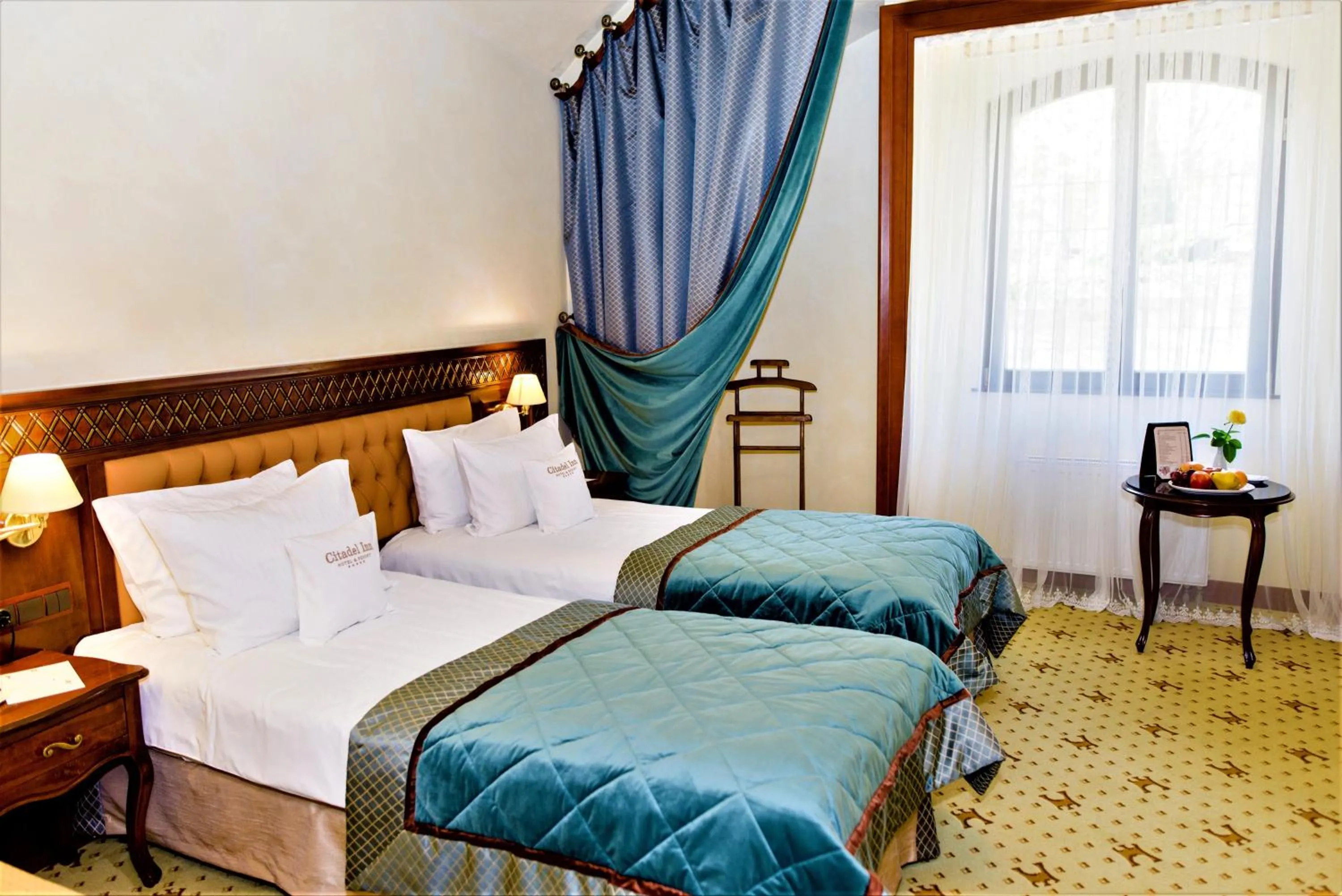Bed in Citadel Inn Gastro Boutique Hotel - Готель Цитадель Львів