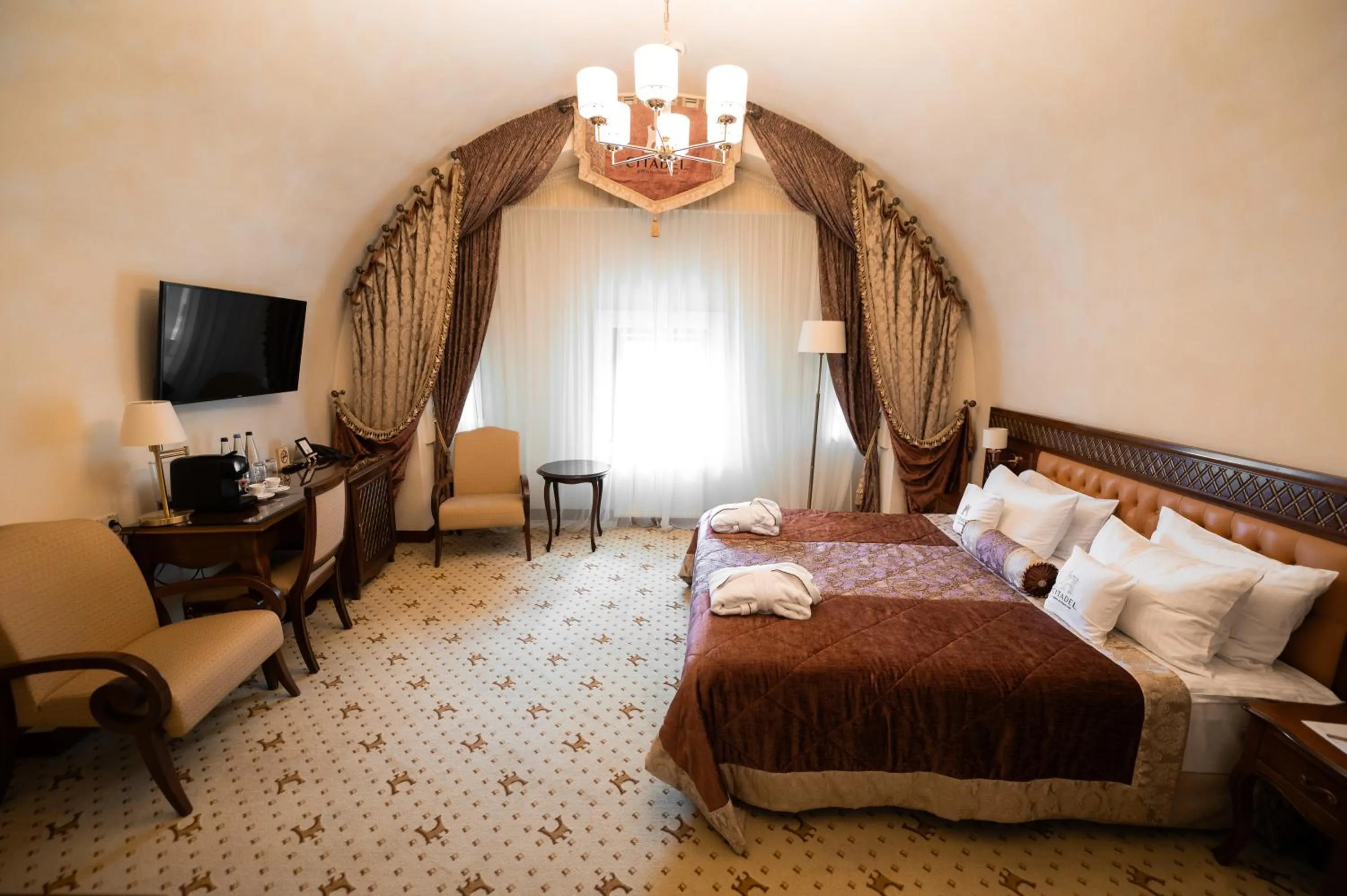 Photo of the whole room, Bed in Citadel Inn Gastro Boutique Hotel - Готель Цитадель Львів