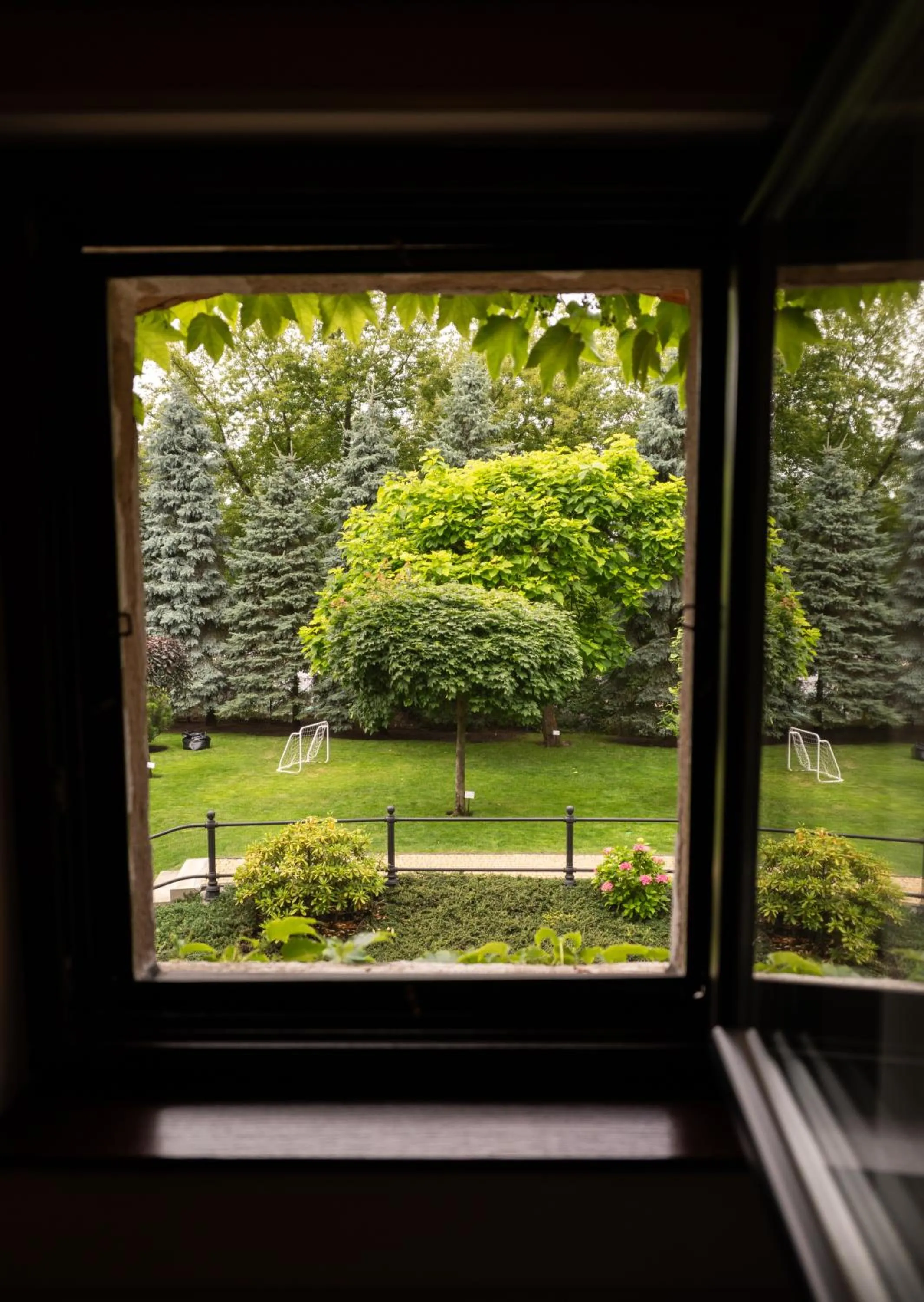 Garden in Citadel Inn Gastro Boutique Hotel - Готель Цитадель Львів