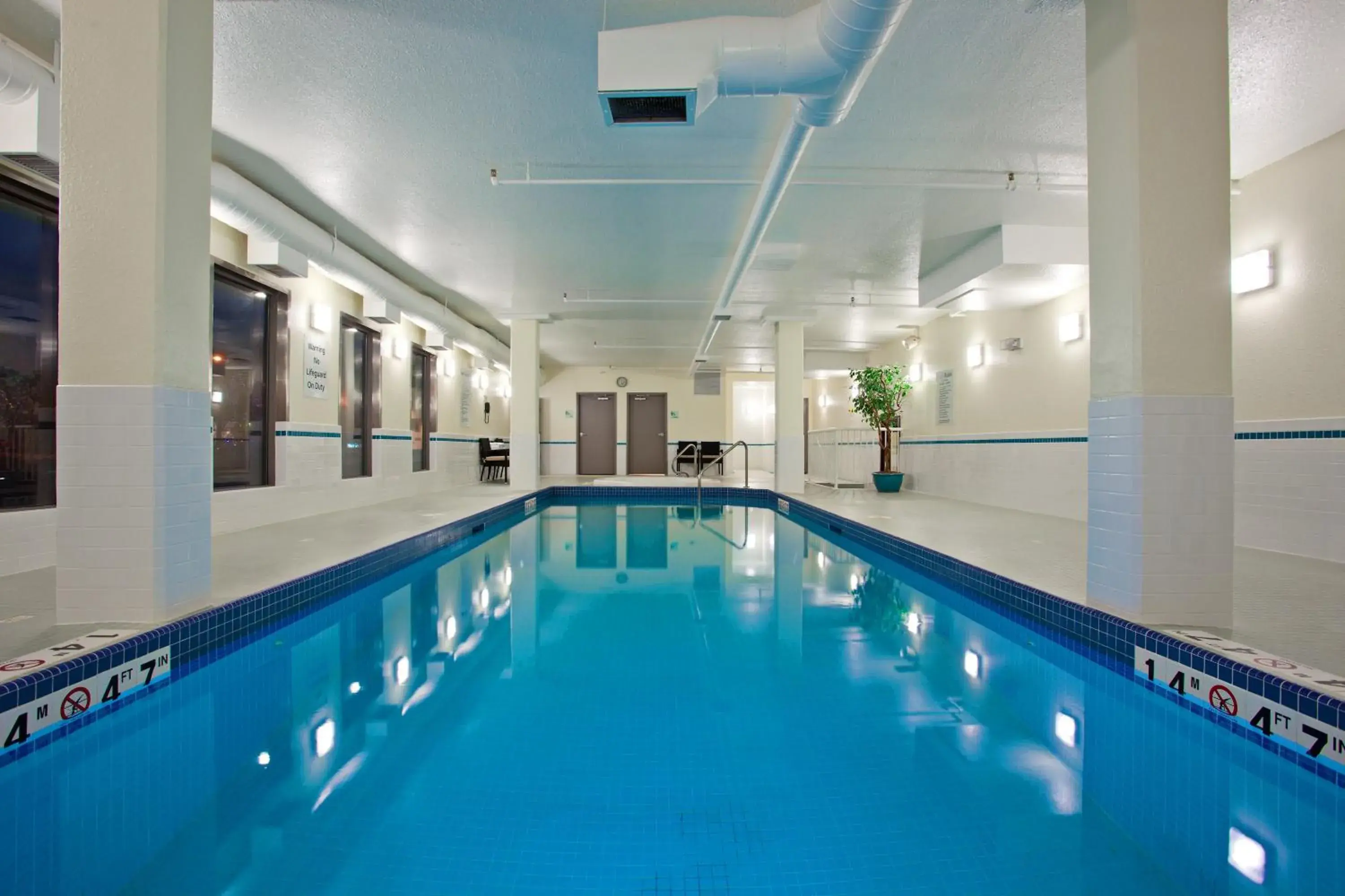 Swimming pool in Holiday Inn Conference Centre Edmonton South by IHG Swimming pool in Holiday Inn Conference Centre Edmonton South by IHG