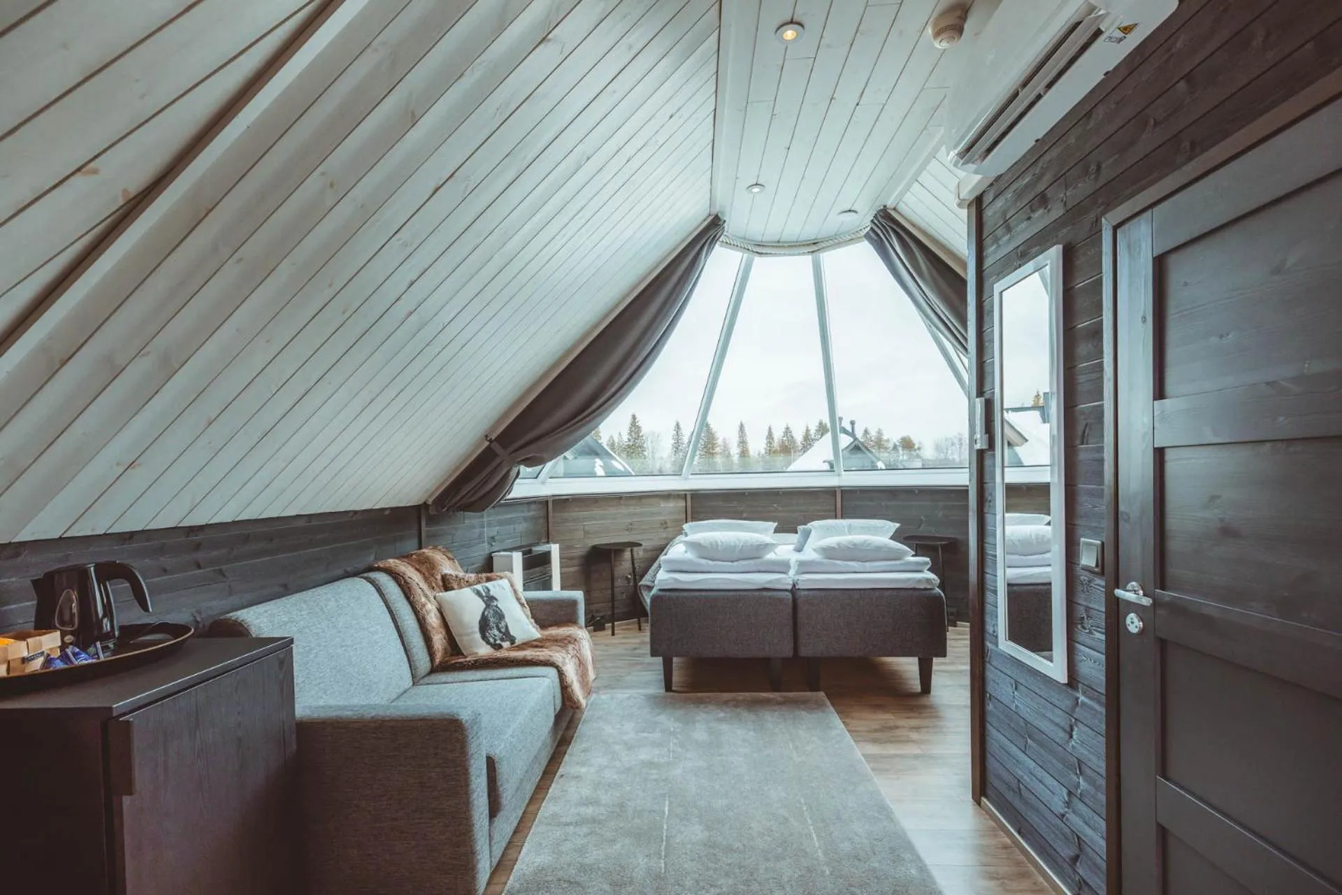 Bed in Apukka Resort