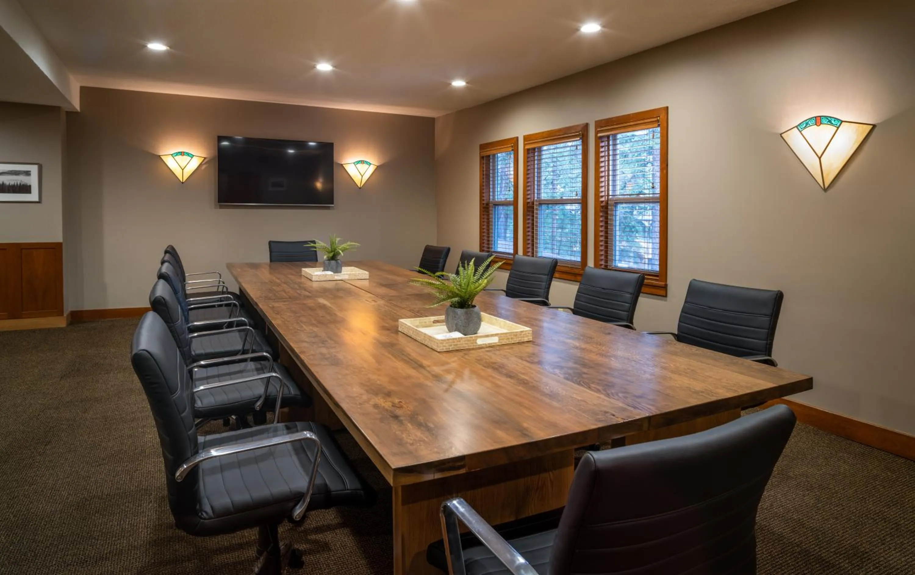 Property building in Buffalo Mountain Lodge