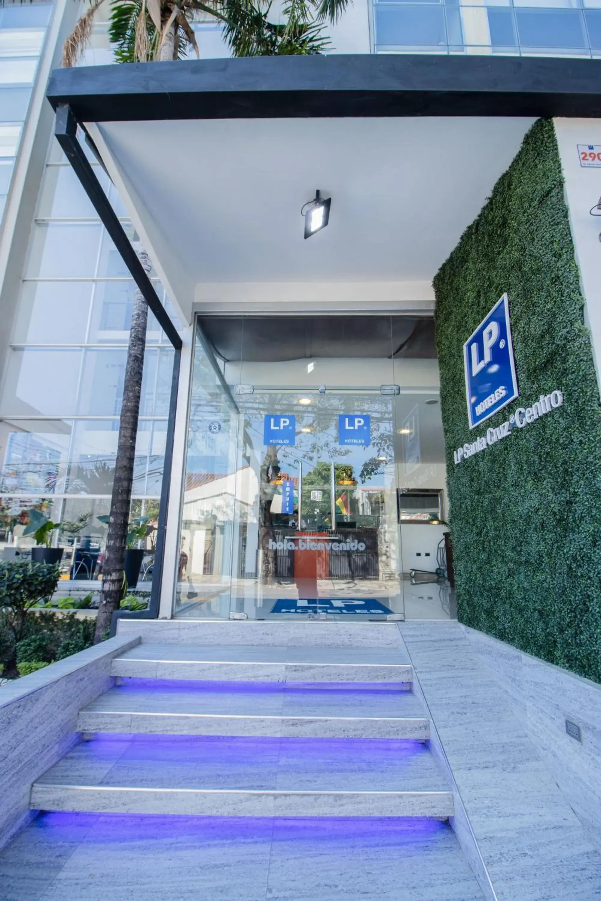 Facade/entrance in Hotel LP Santa Cruz Centro Facade/entrance in Hotel LP Santa Cruz Centro