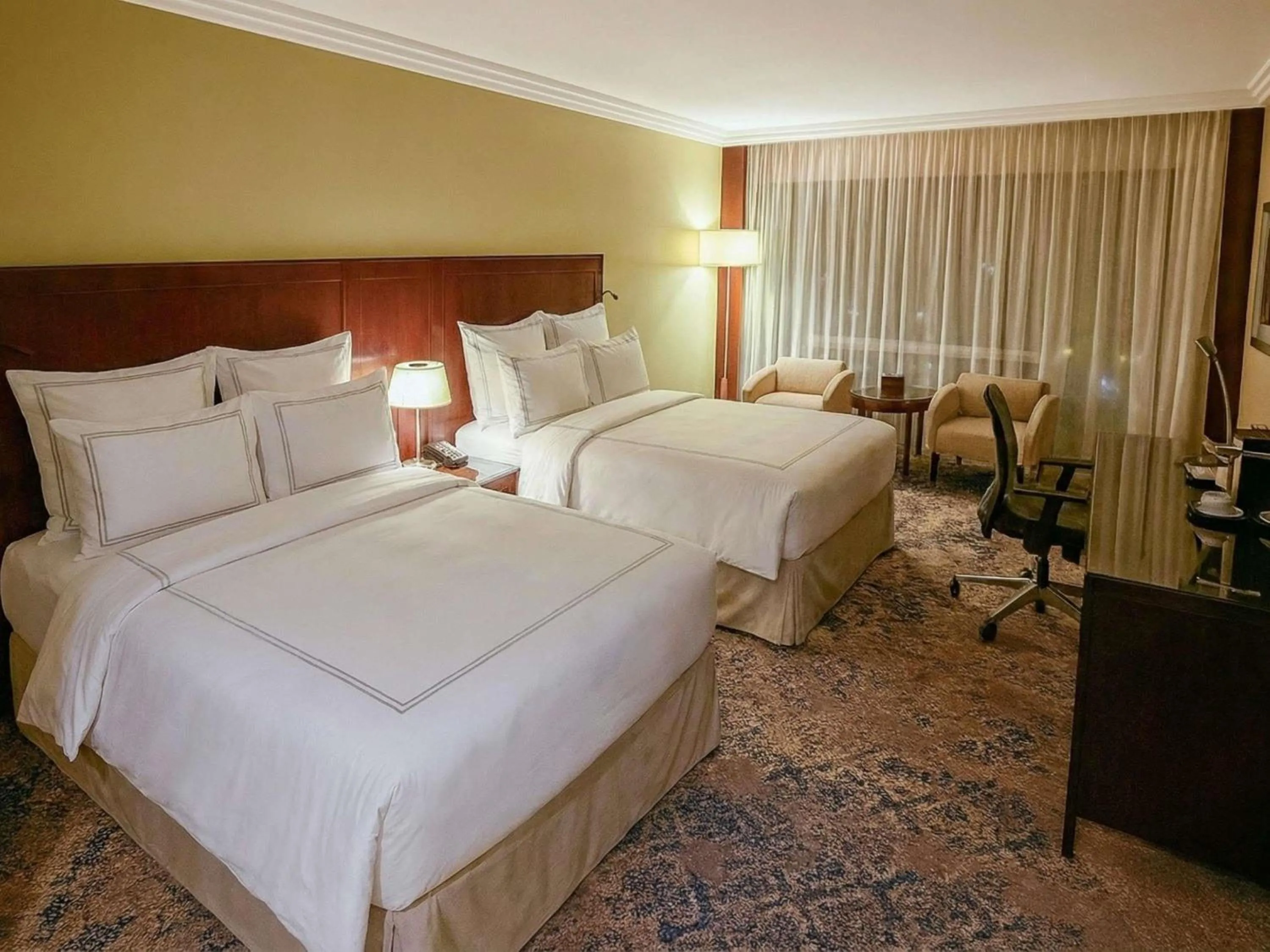 Bedroom, Bed in Swissotel Jeddah Al Hamra