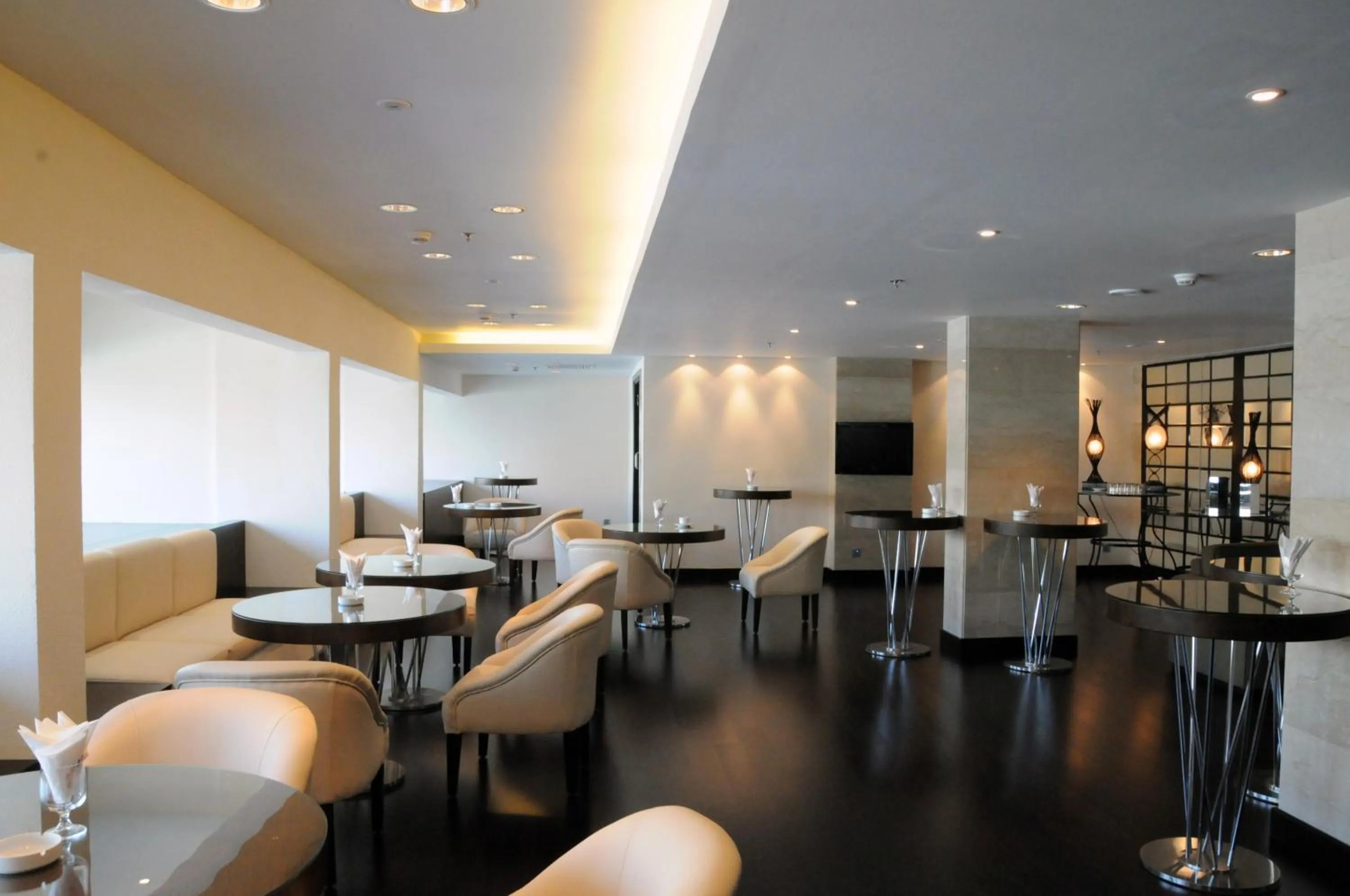 Meeting/conference room in Crowne Plaza Jeddah