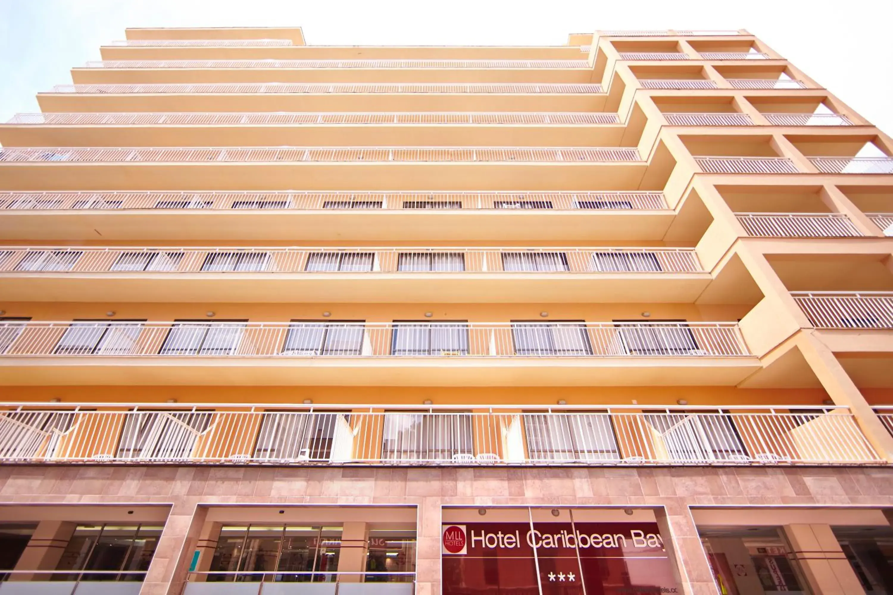 Property building in MLL Caribbean Bay Property building in MLL Caribbean Bay