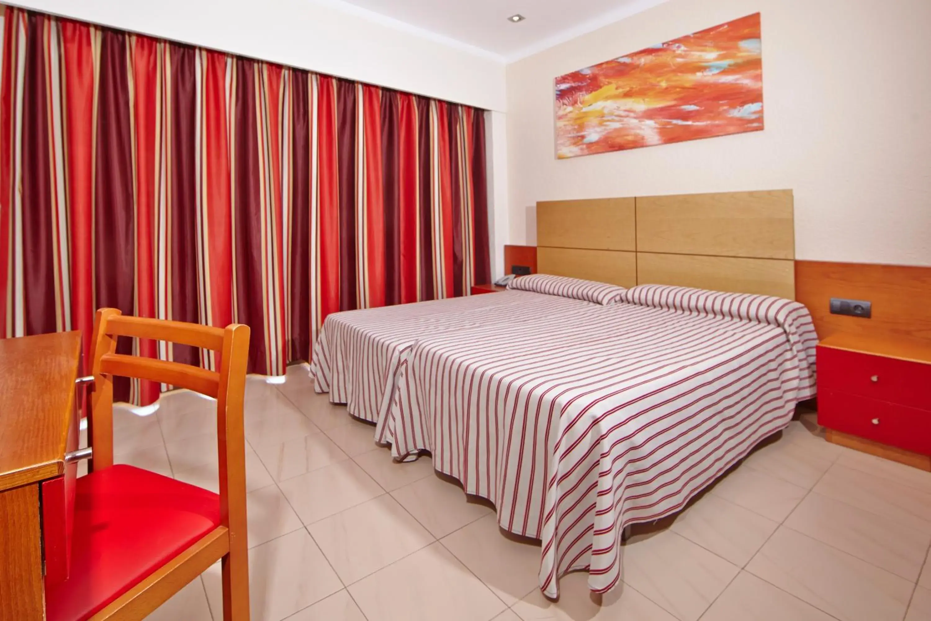 Bed in MLL Caribbean Bay Bed in MLL Caribbean Bay