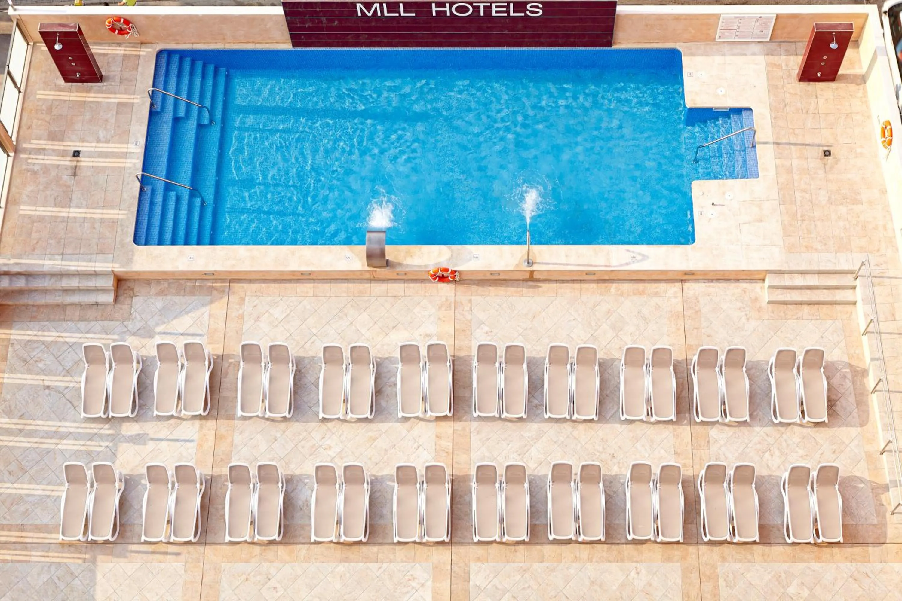 Swimming pool in MLL Caribbean Bay