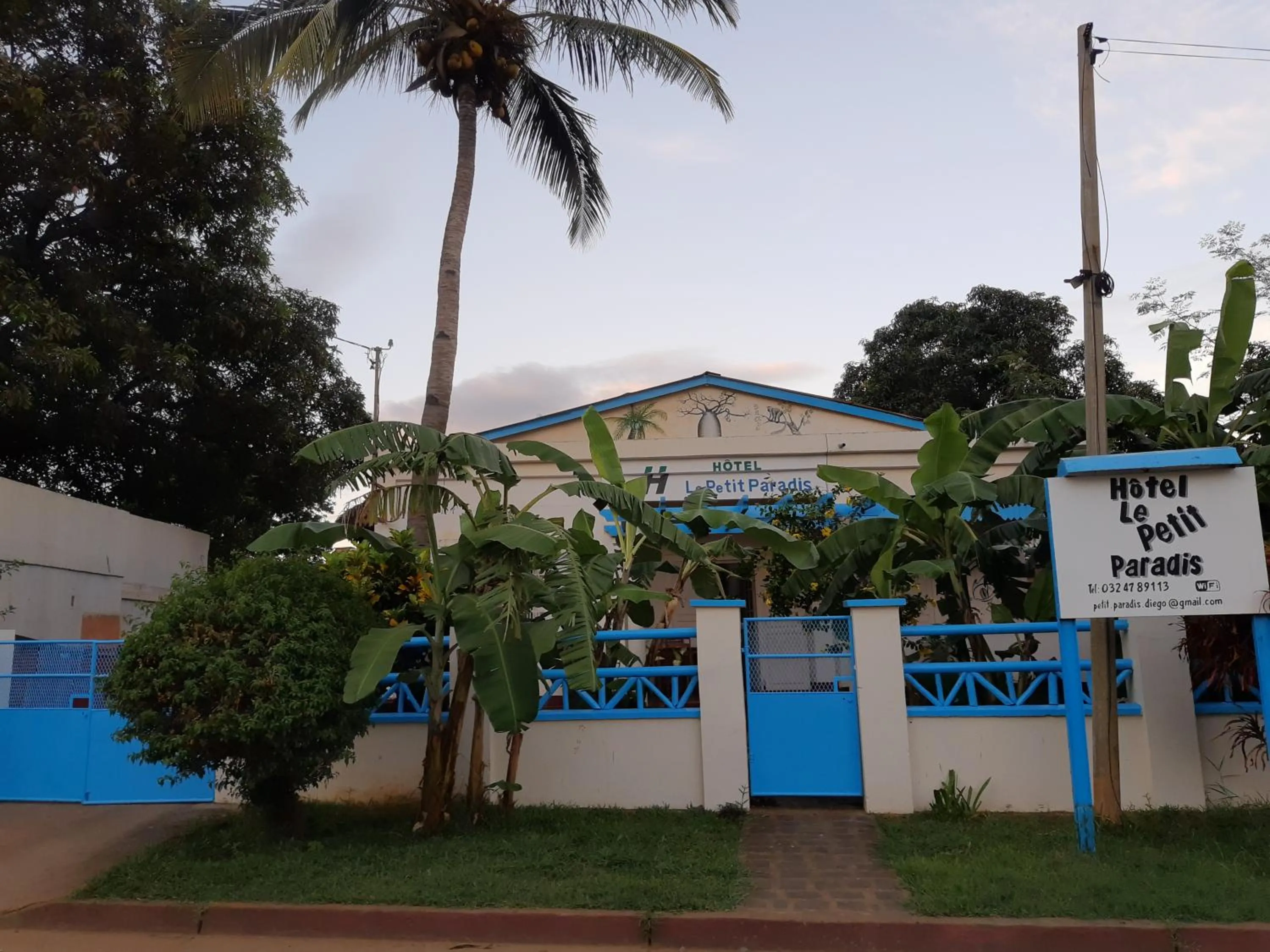 Hotel Le Petit Paradis