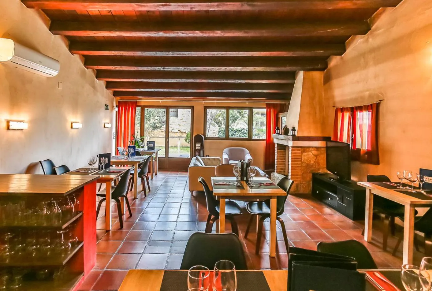 Restaurant/places to eat in Fonda La Grancha