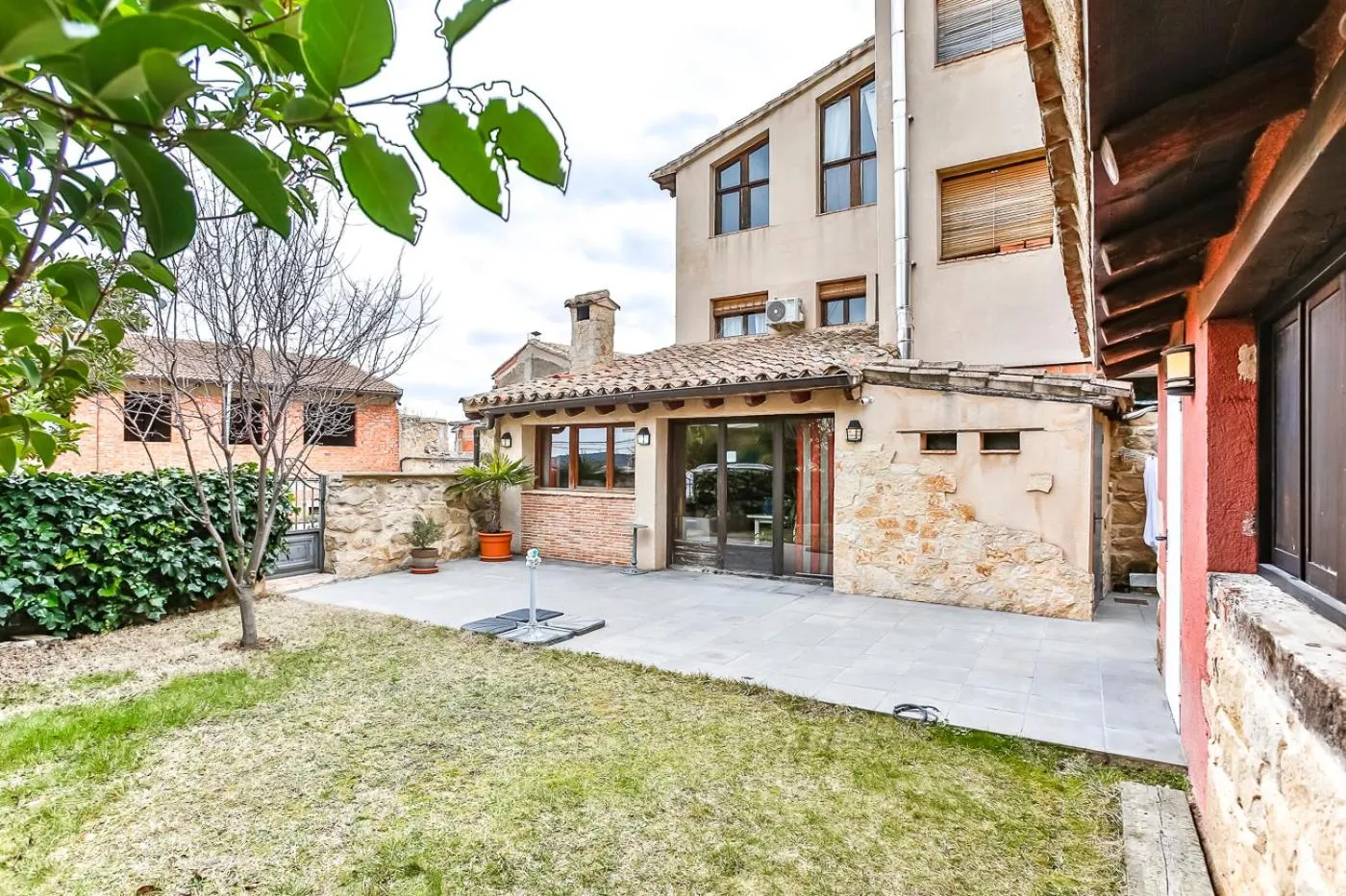 Garden in Fonda La Grancha