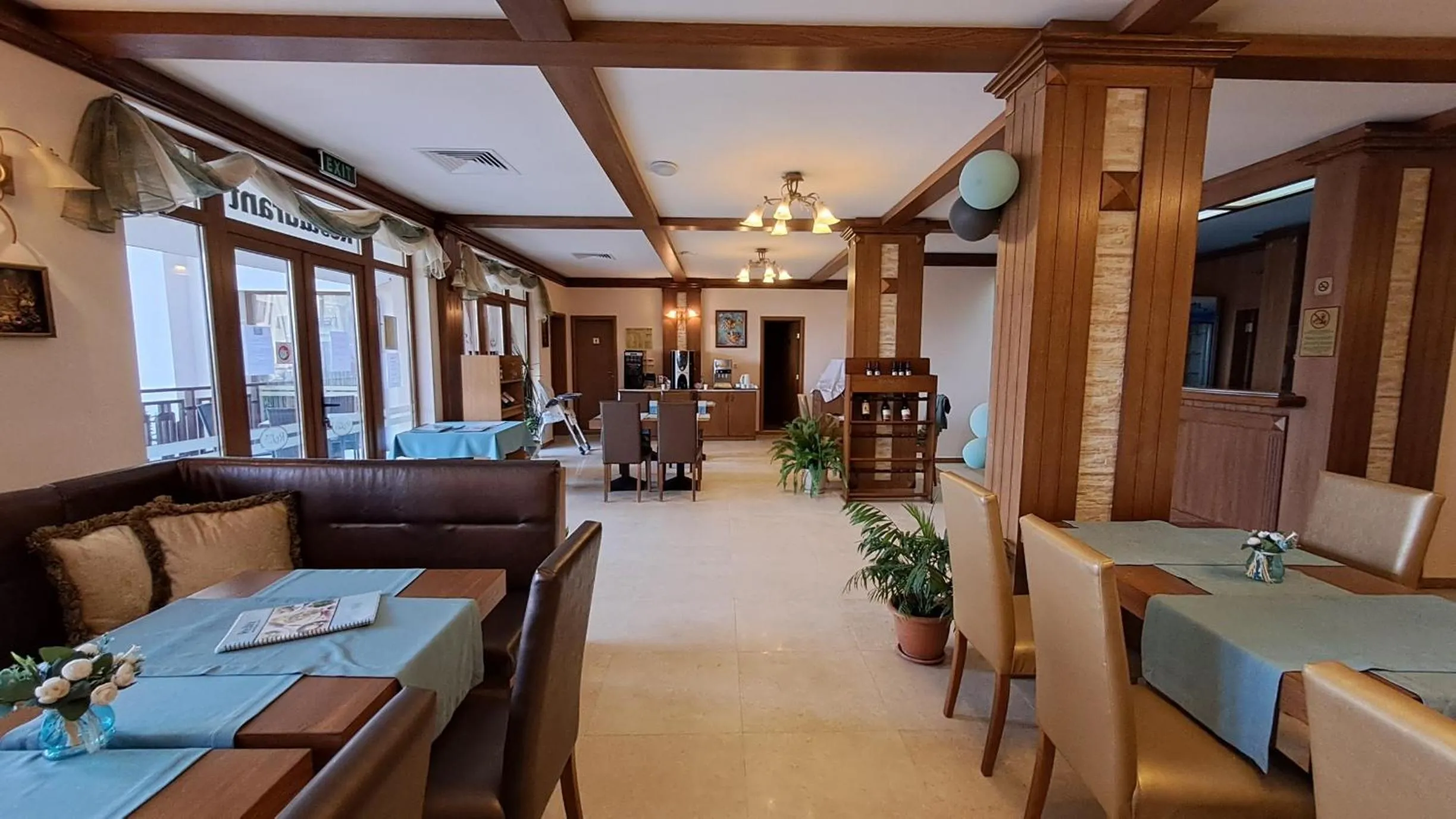 Restaurant/places to eat in Relax Holiday Complex & Spa