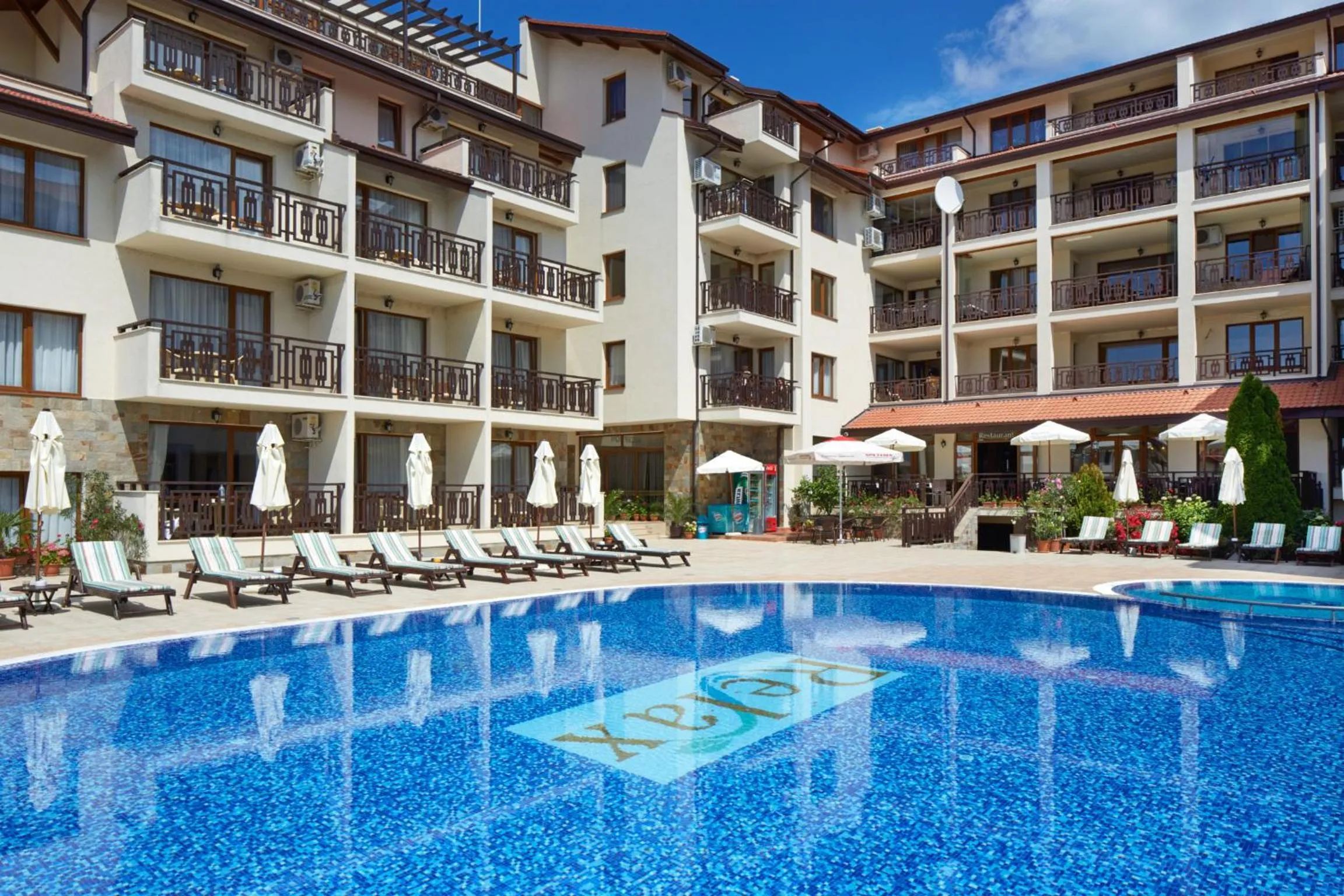 Property building in Relax Holiday Complex & Spa