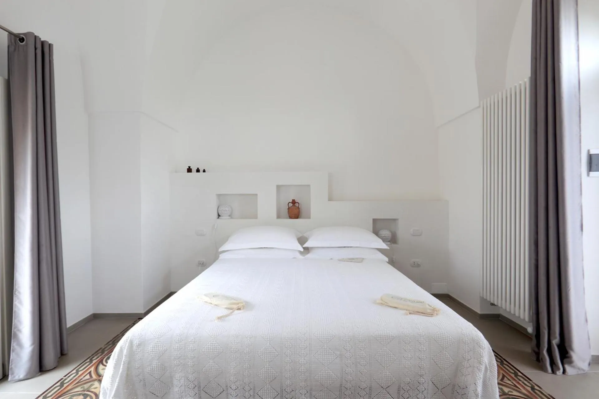 Bedroom, Bed in Pietra Pesara