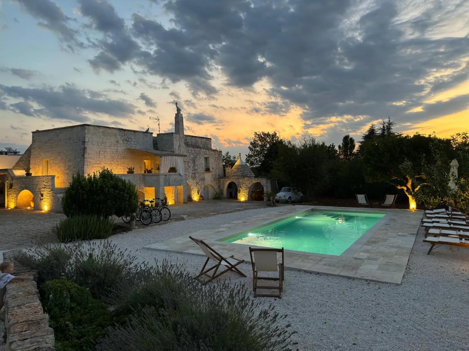 Property building in Pietra Pesara