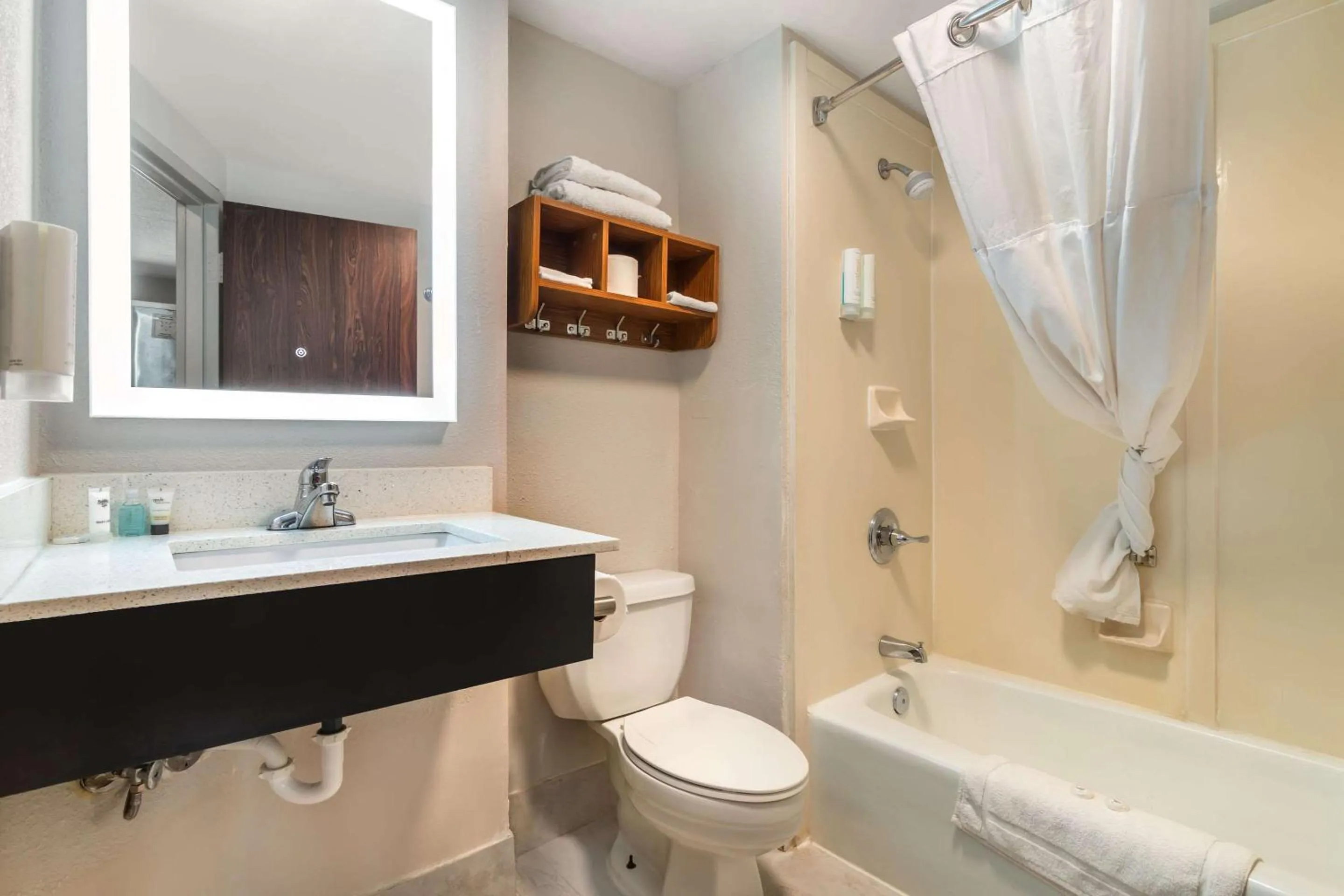 Bedroom in MainStay Suites Springfield IL