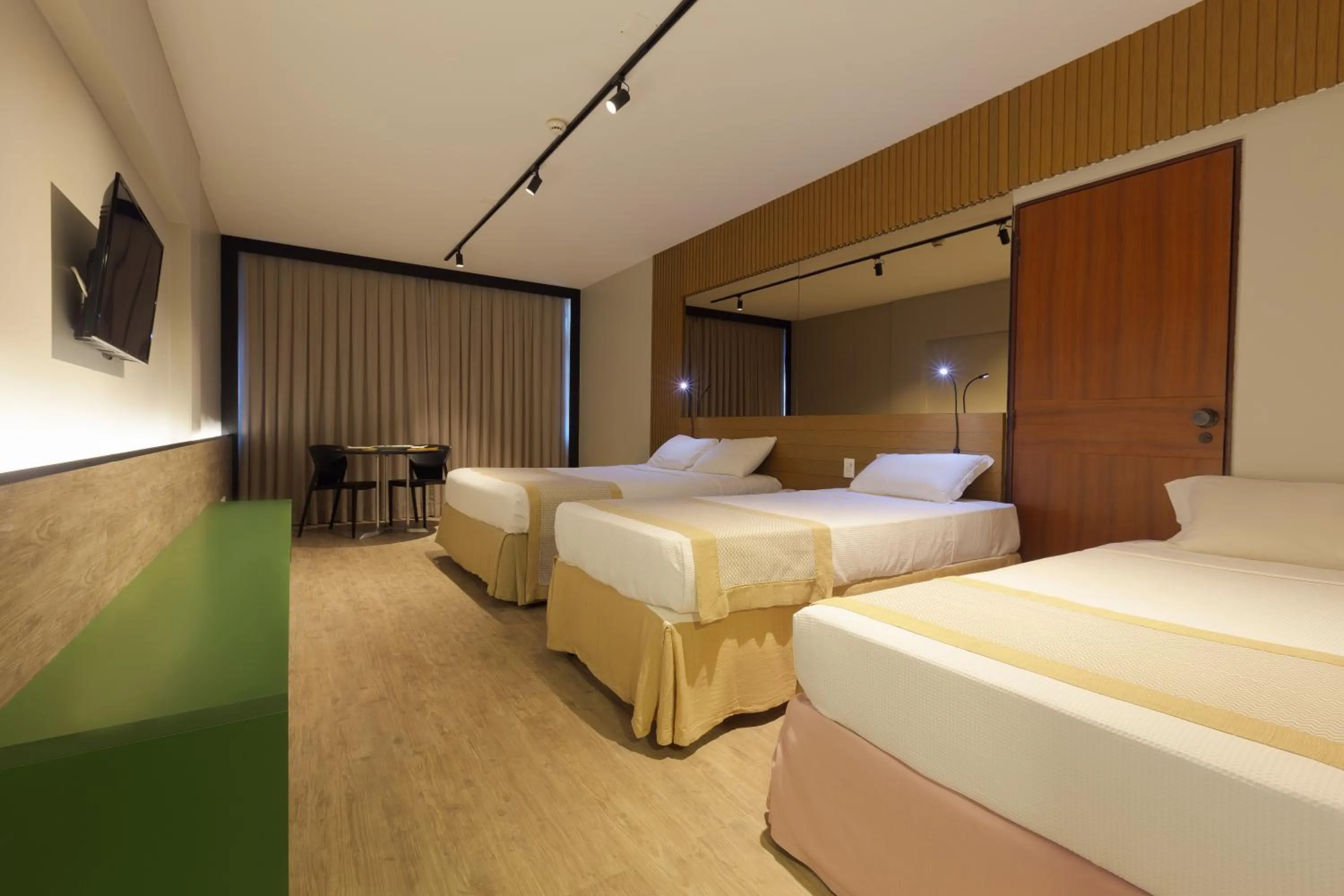 Bedroom, Bed in Ritz Lagoa da Anta Hotel & SPA