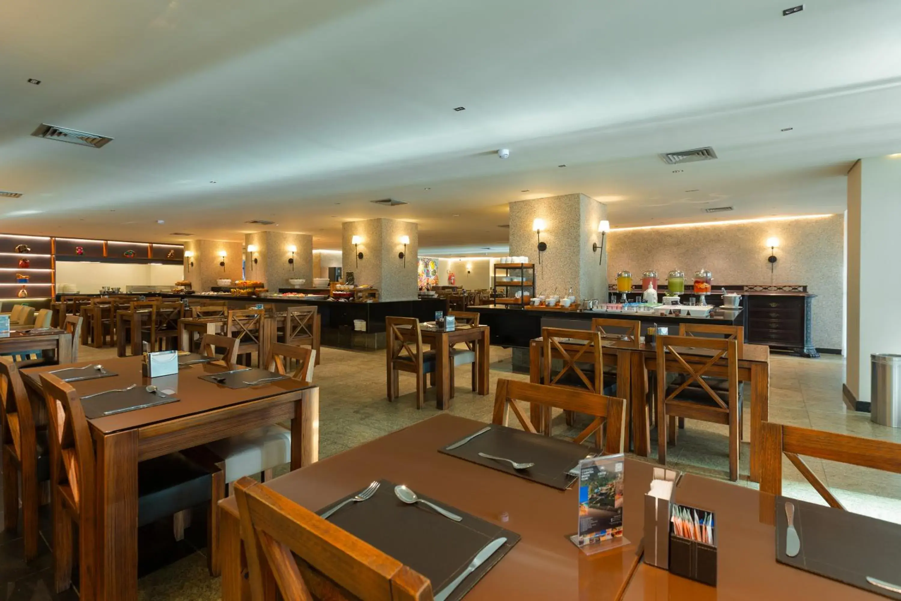 Restaurant/places to eat in Ritz Lagoa da Anta Hotel & SPA Restaurant/places to eat in Ritz Lagoa da Anta Hotel & SPA
