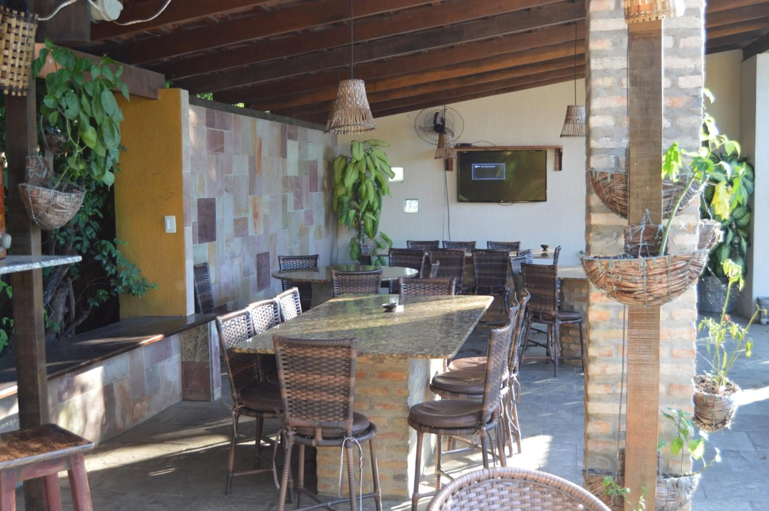 Restaurant/places to eat in Pousada Cavalo Marinho