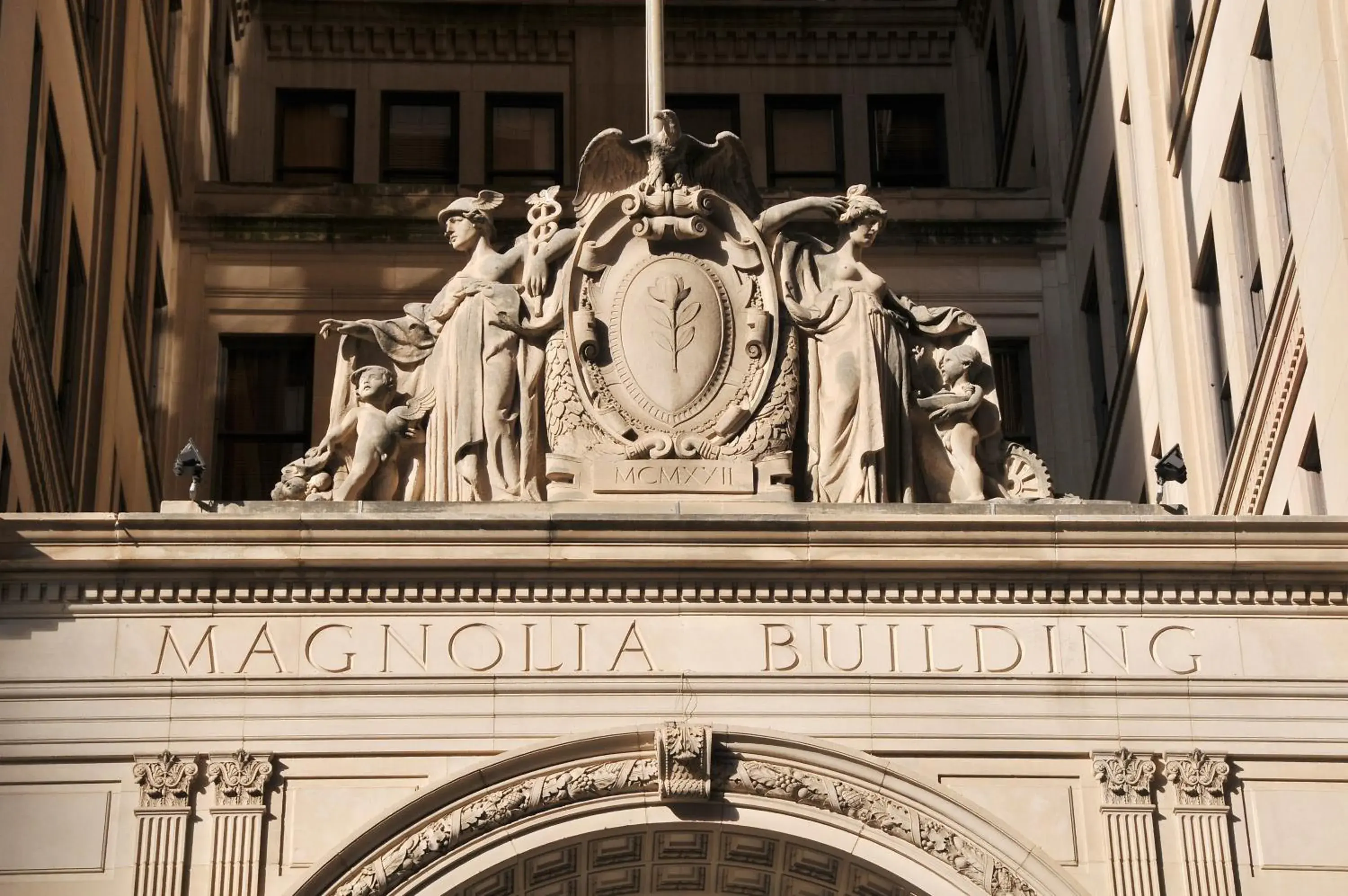 Facade/entrance in Magnolia Hotel Downtown Dallas Facade/entrance in Magnolia Hotel Downtown Dallas