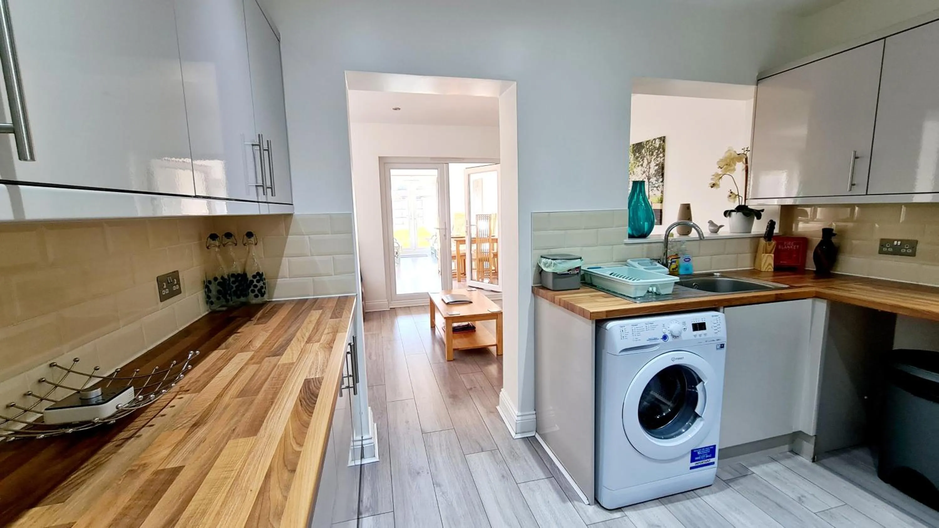 Kitchen or kitchenette in Airport Reach
