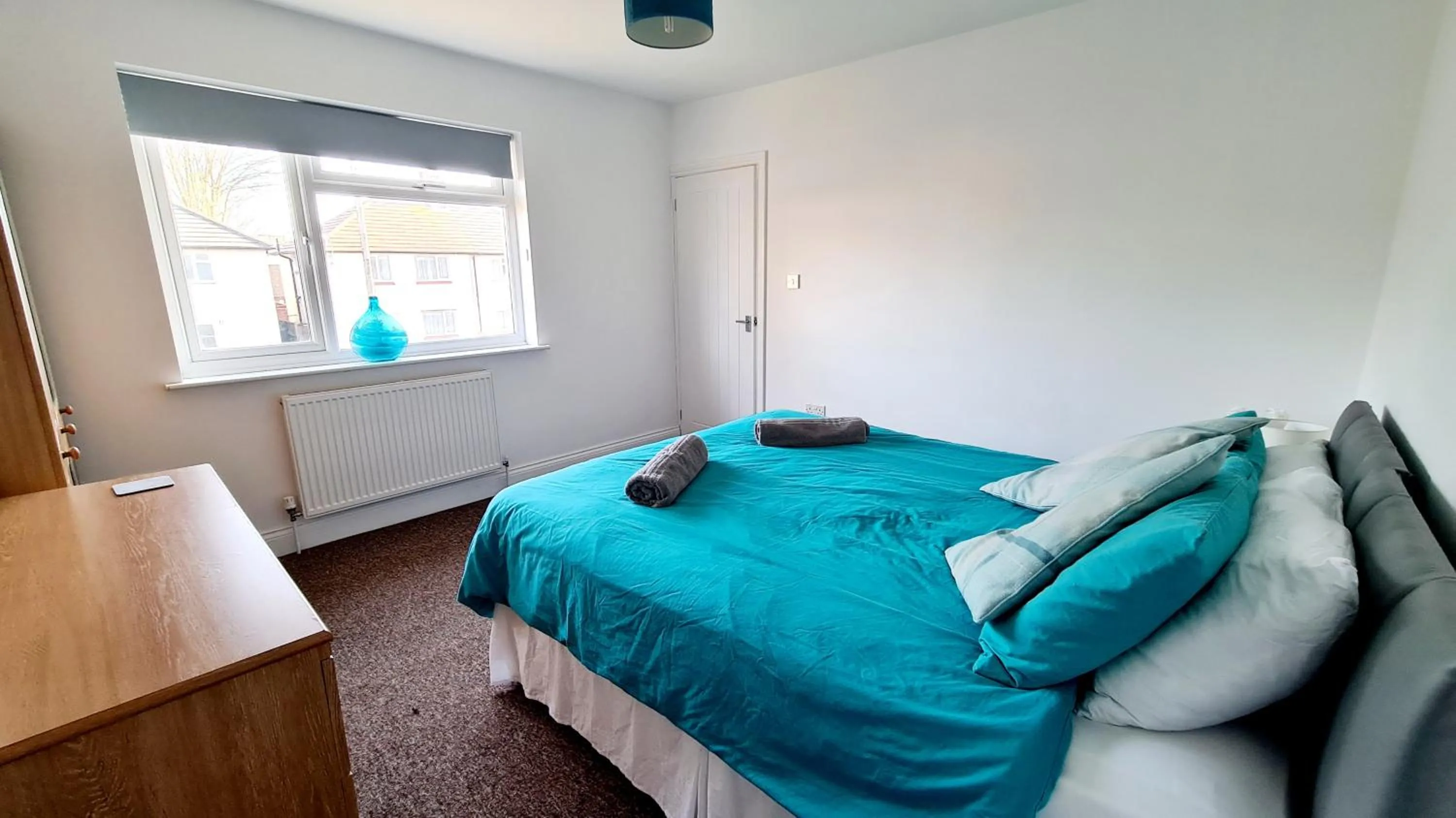 Bedroom in Airport Reach