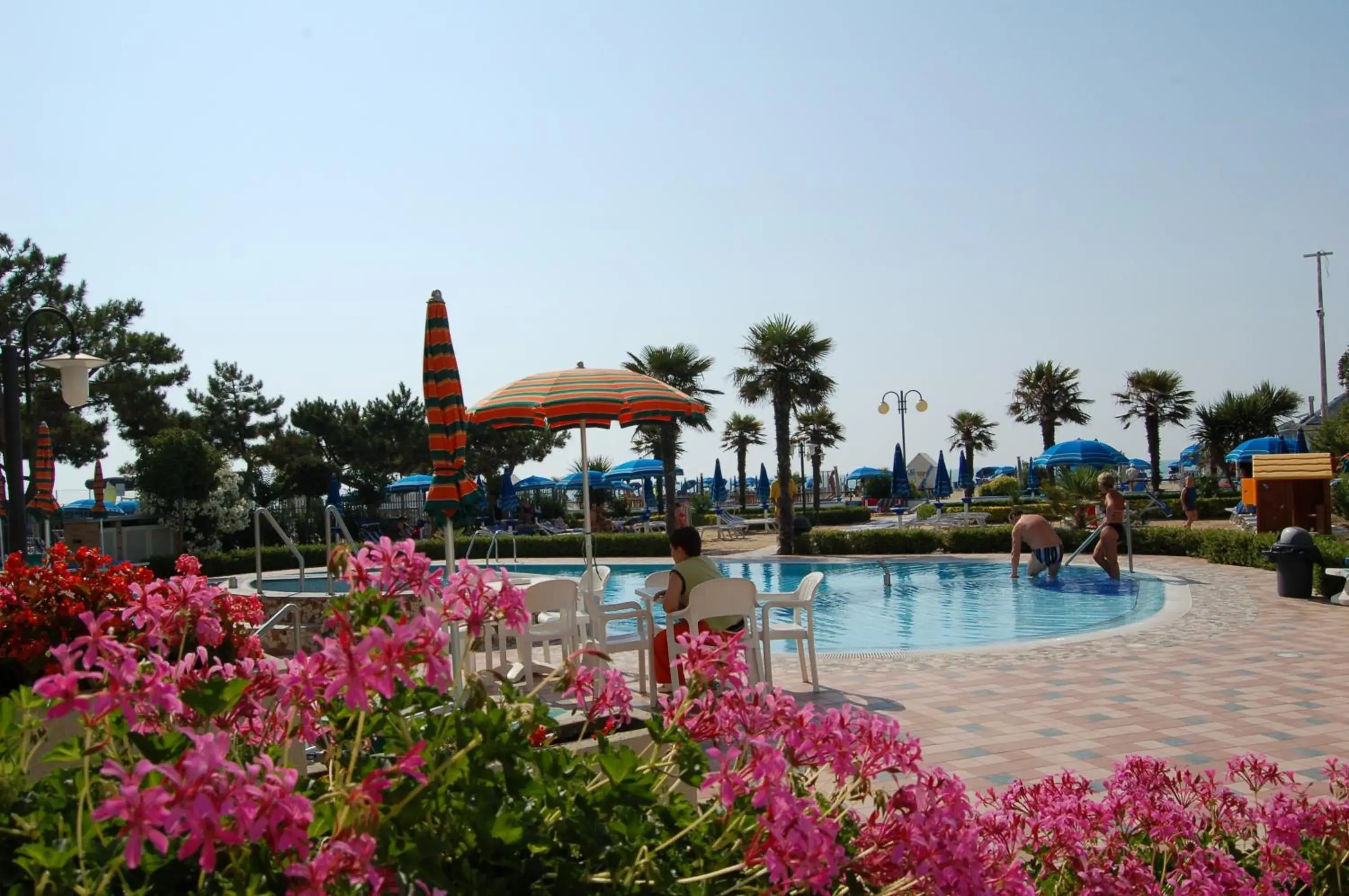 Swimming Pool in Regent's Hotel