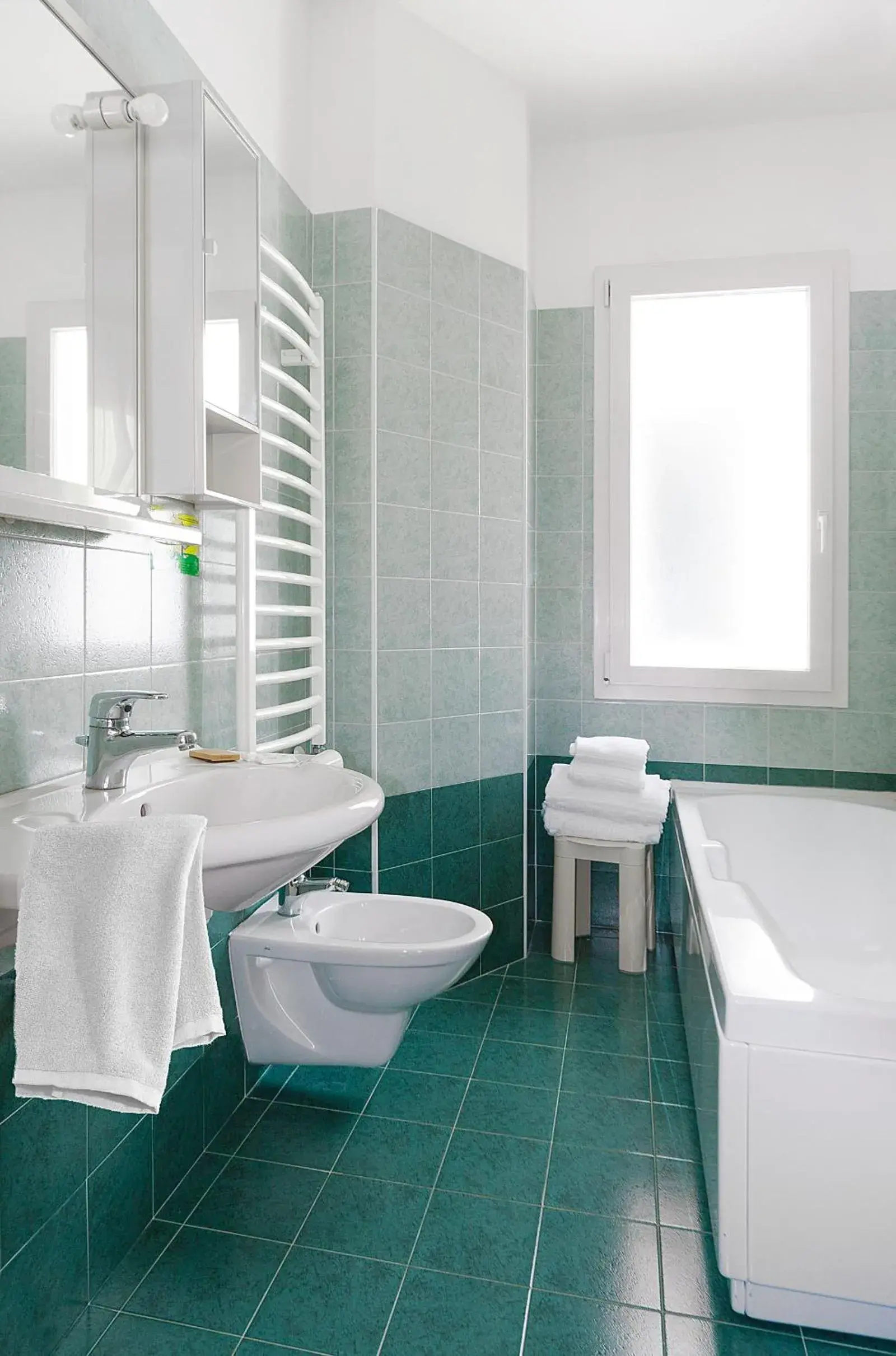 Bathroom in Regent's Hotel