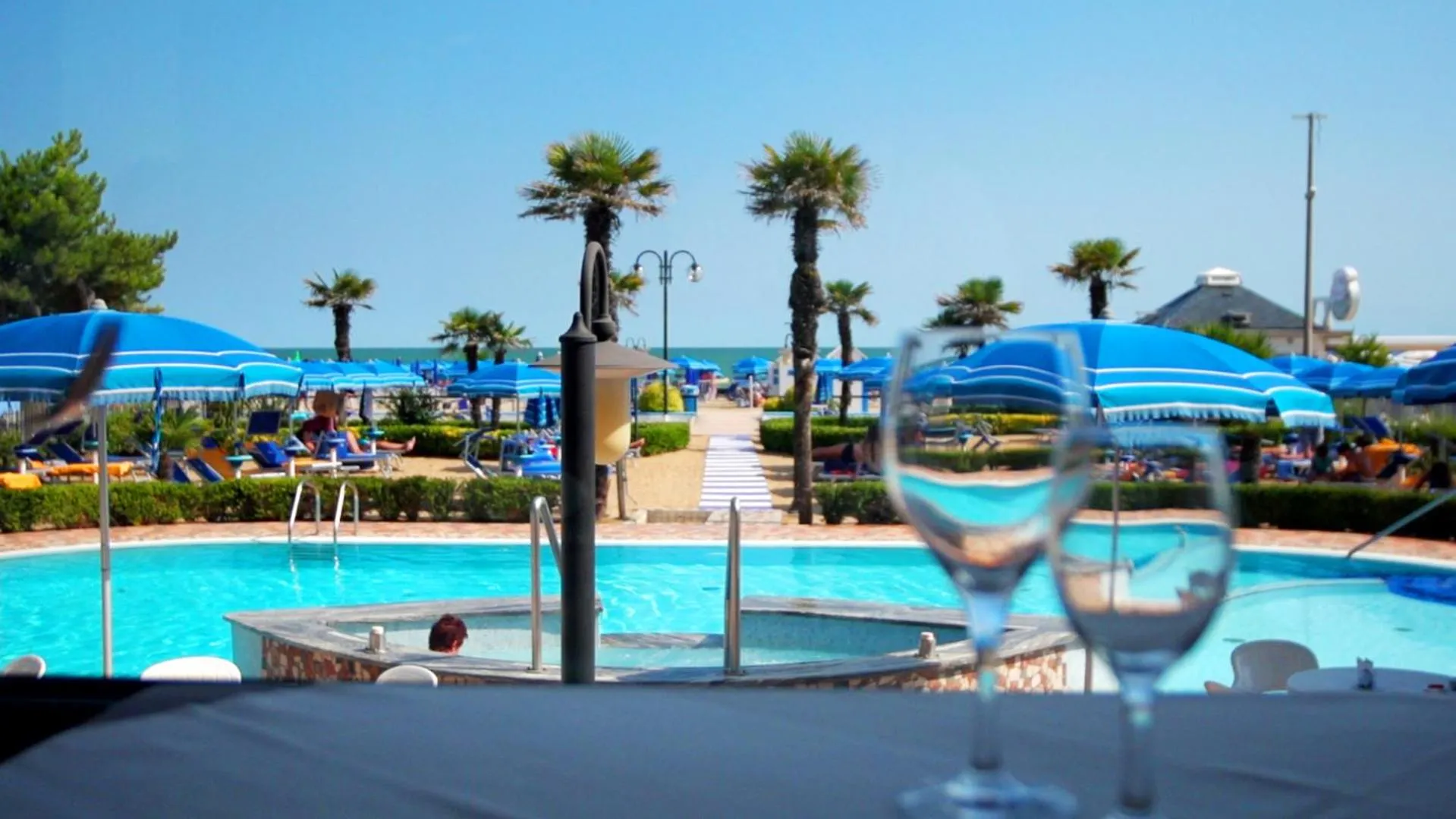 Pool view in Regent's Hotel