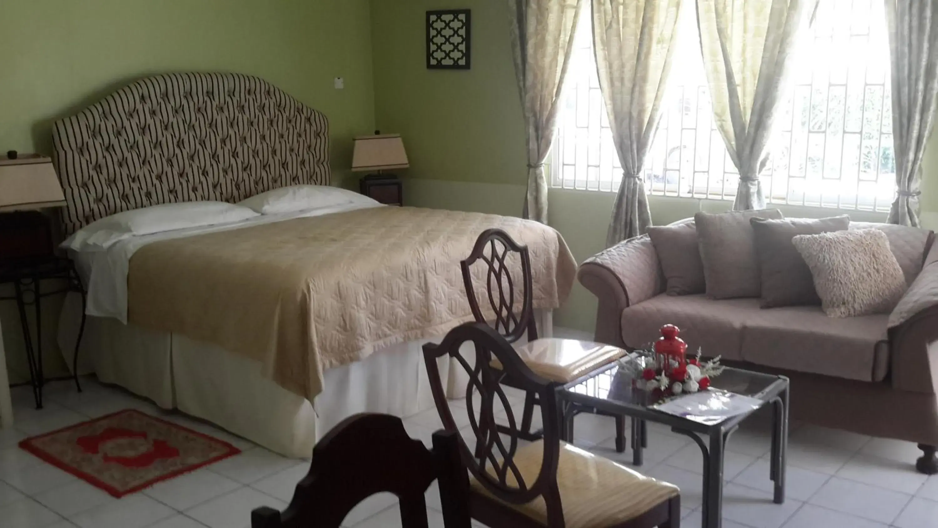 Deluxe Double or Twin Room with Balcony in Lorenton Hideaway Deluxe Double or Twin Room with Balcony in Lorenton Hideaway