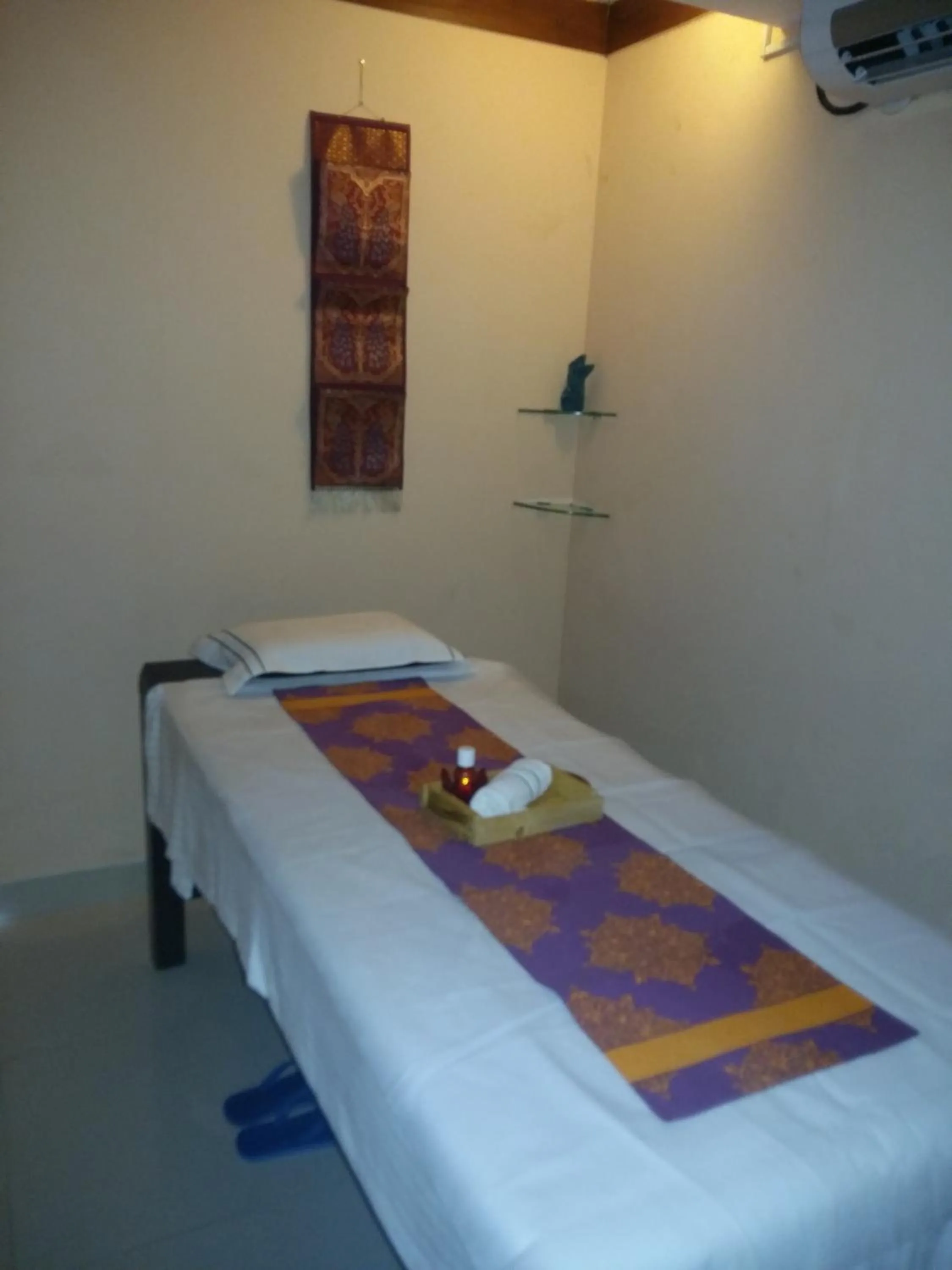 Massage in Pride Premier Pune