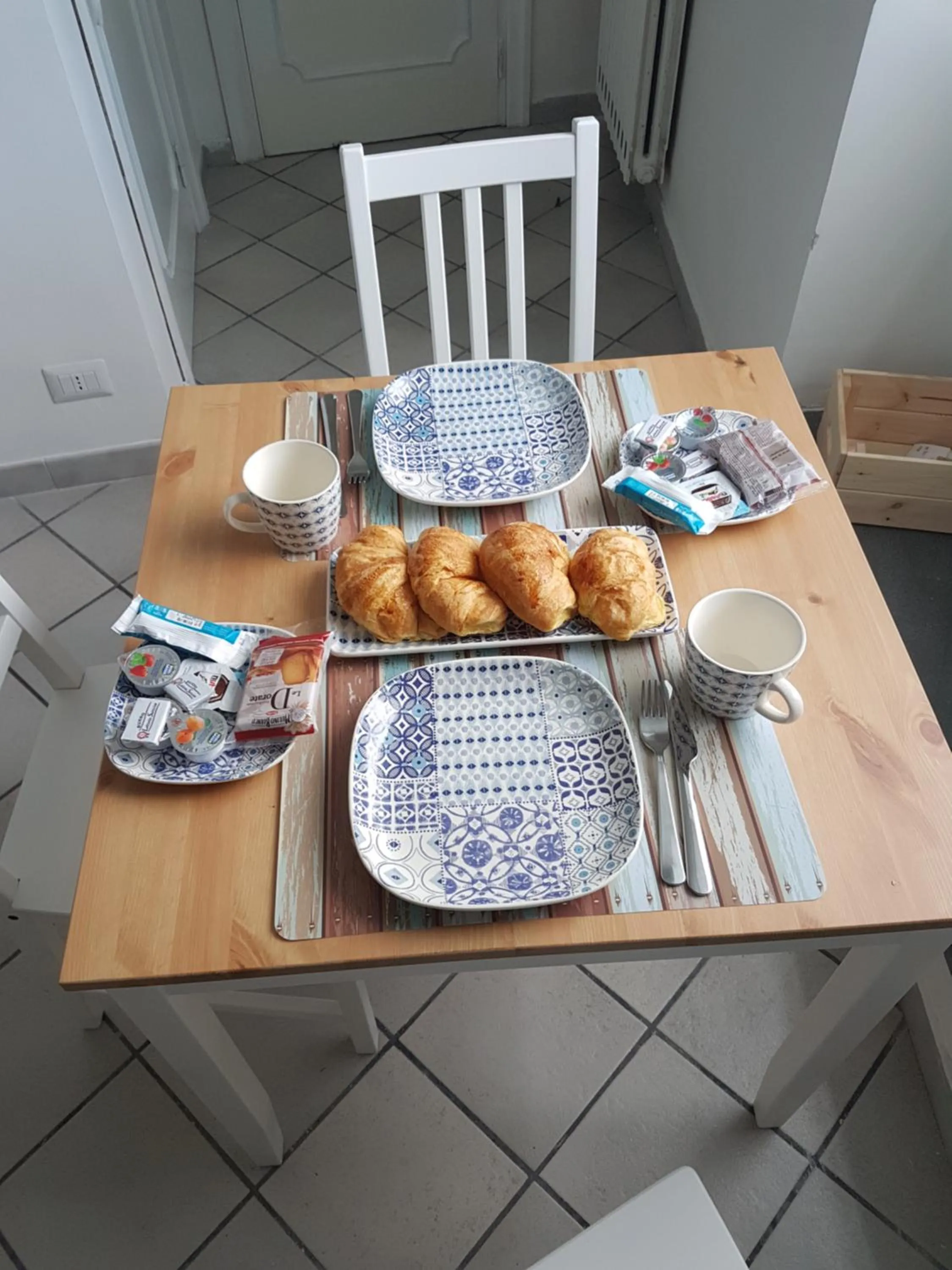 Breakfast in Villa Caruso