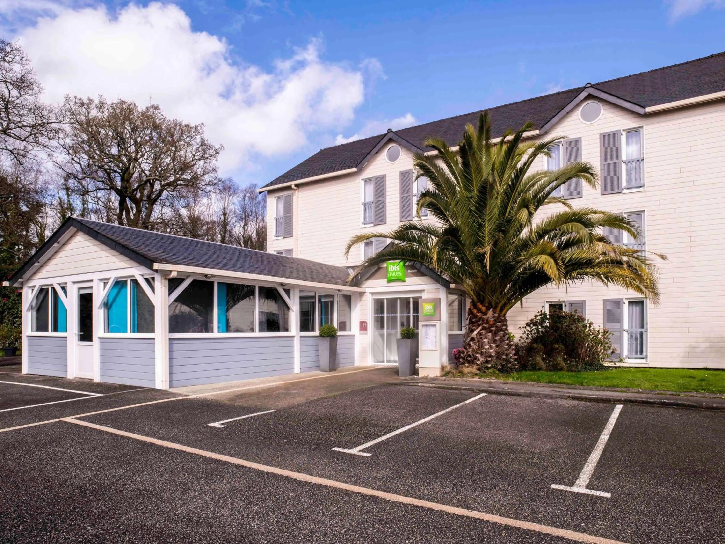 Property building in ibis Styles Quimper