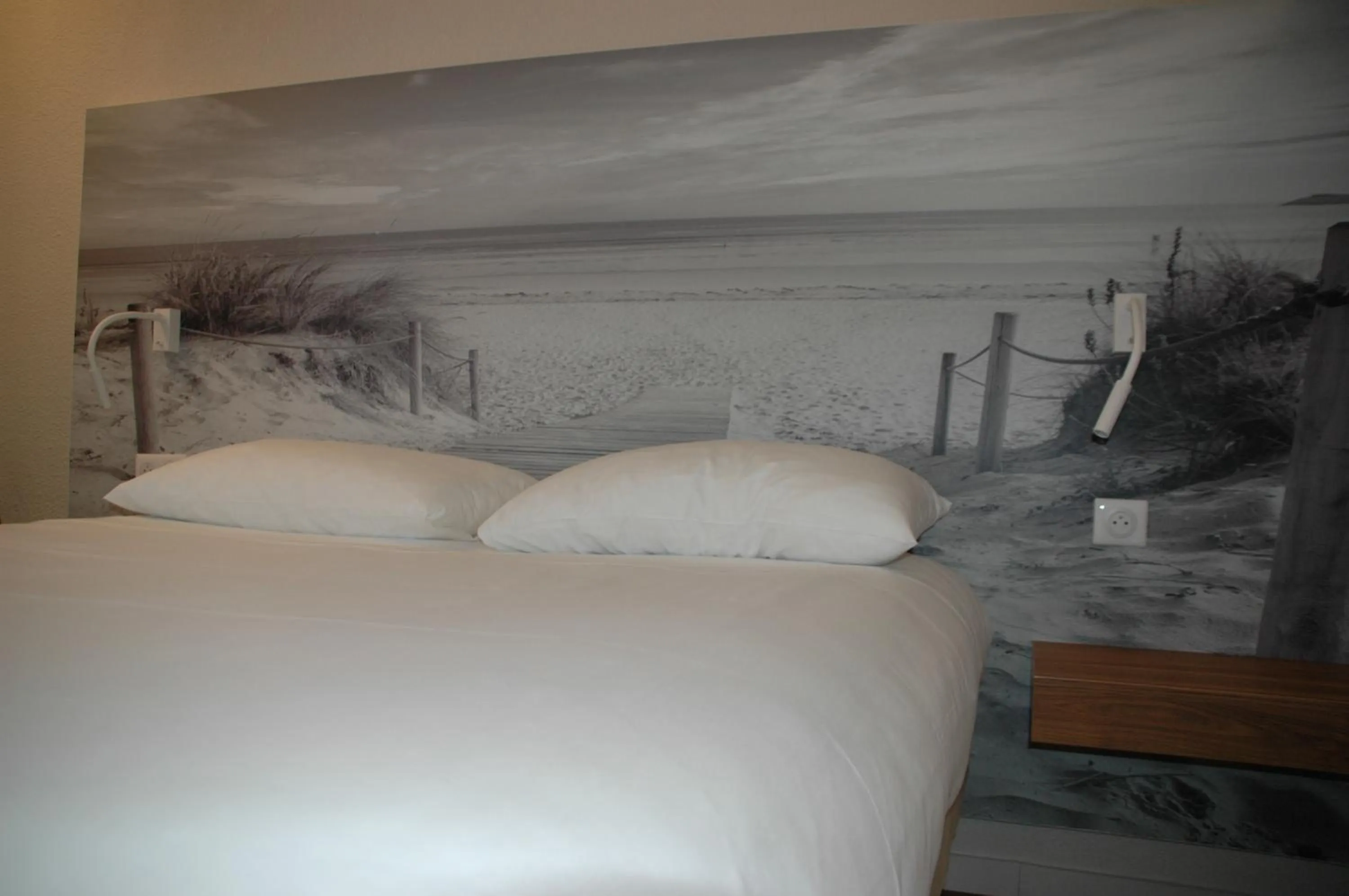 Bed in ibis Styles Quimper