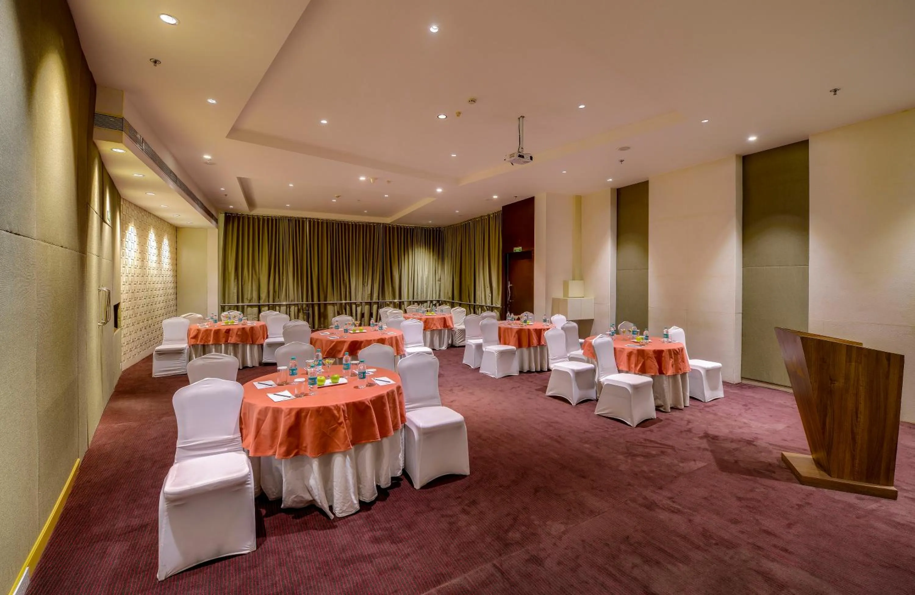 Banquet/Function facilities in Pride Premier Bengaluru