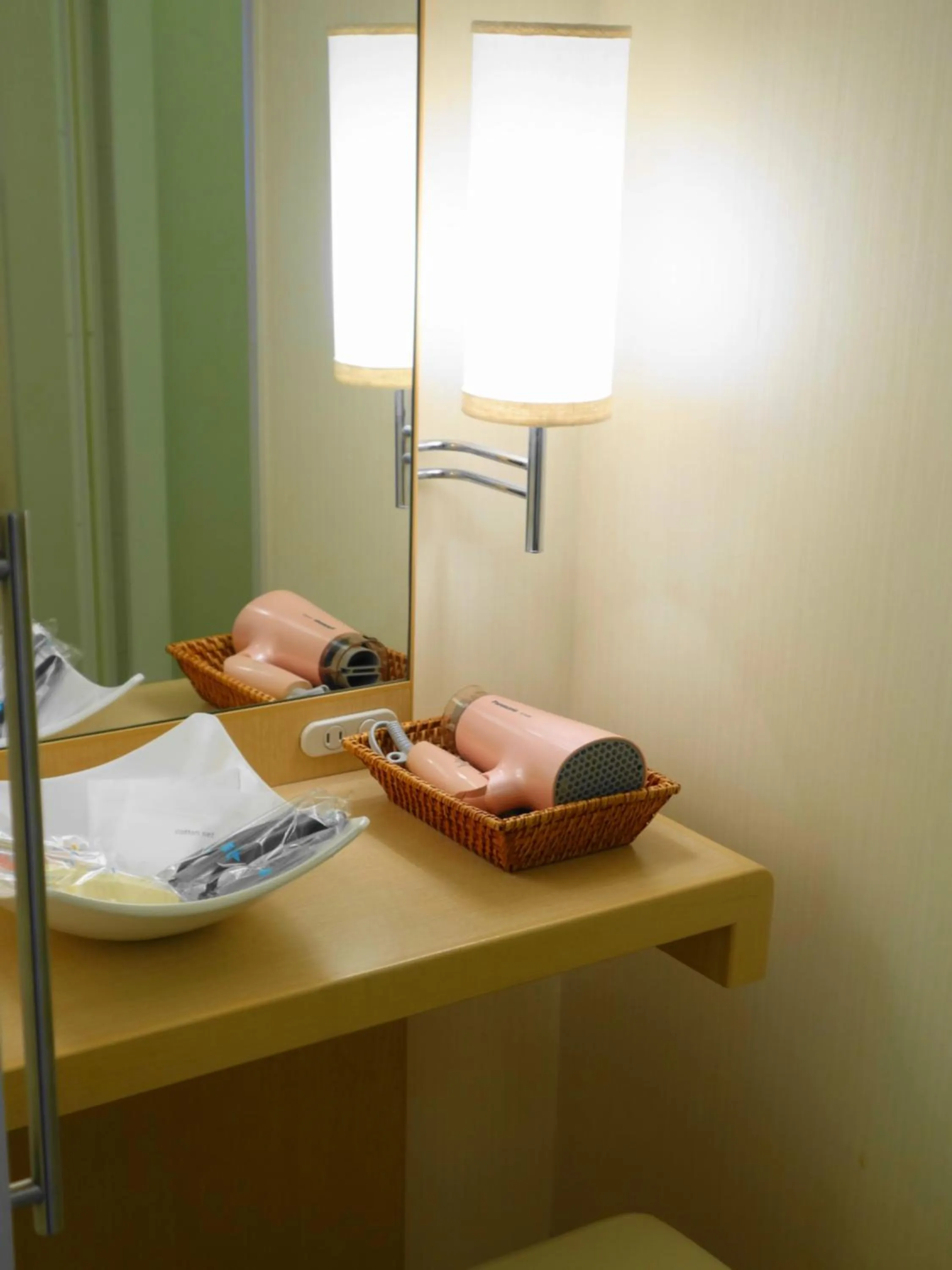 Photo of the whole room in City Plaza Osaka