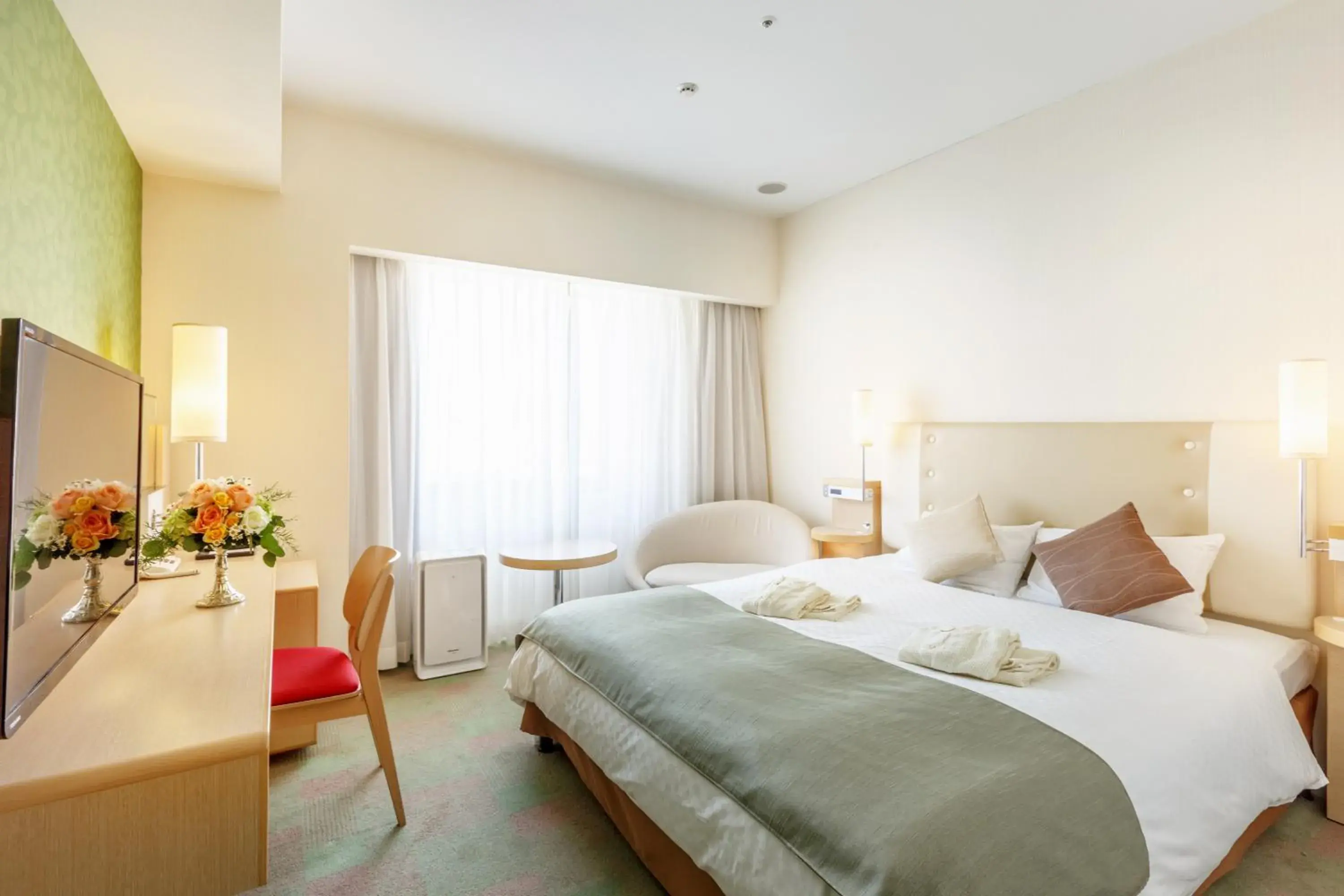 Bed in City Plaza Osaka Bed in City Plaza Osaka