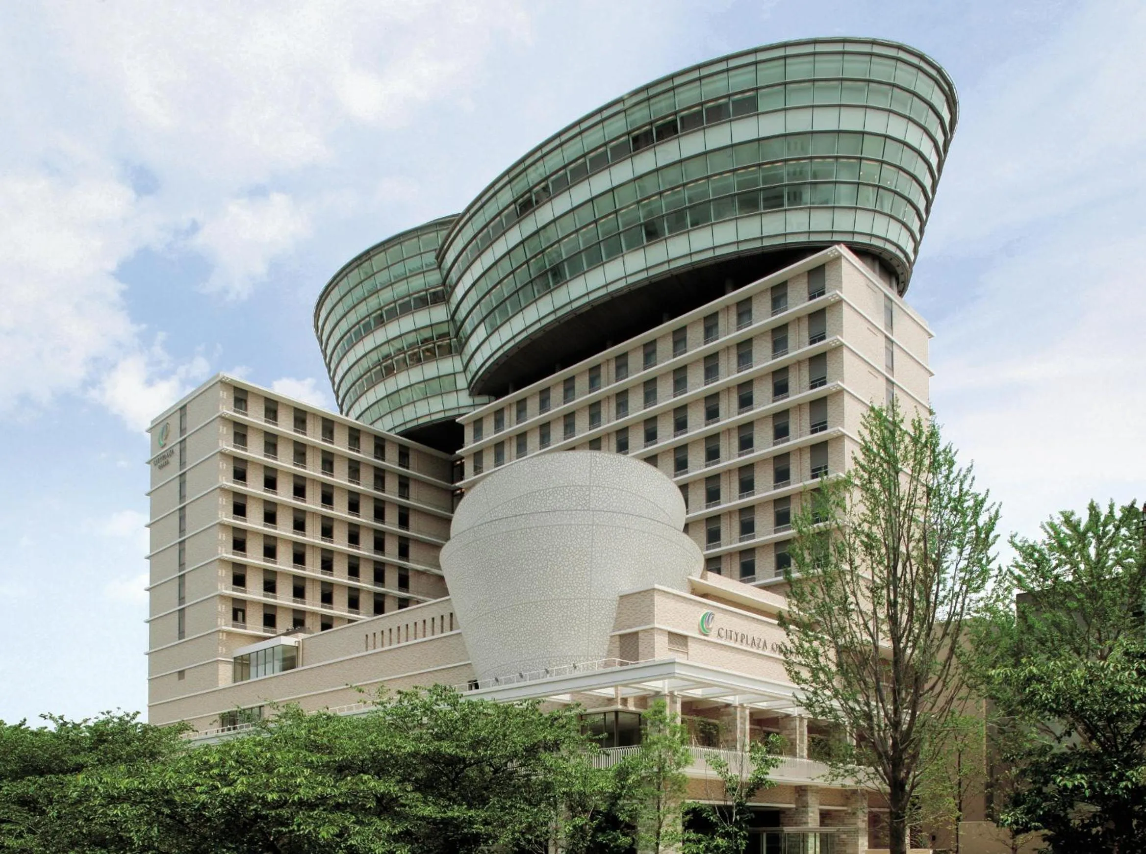 Facade/entrance in City Plaza Osaka